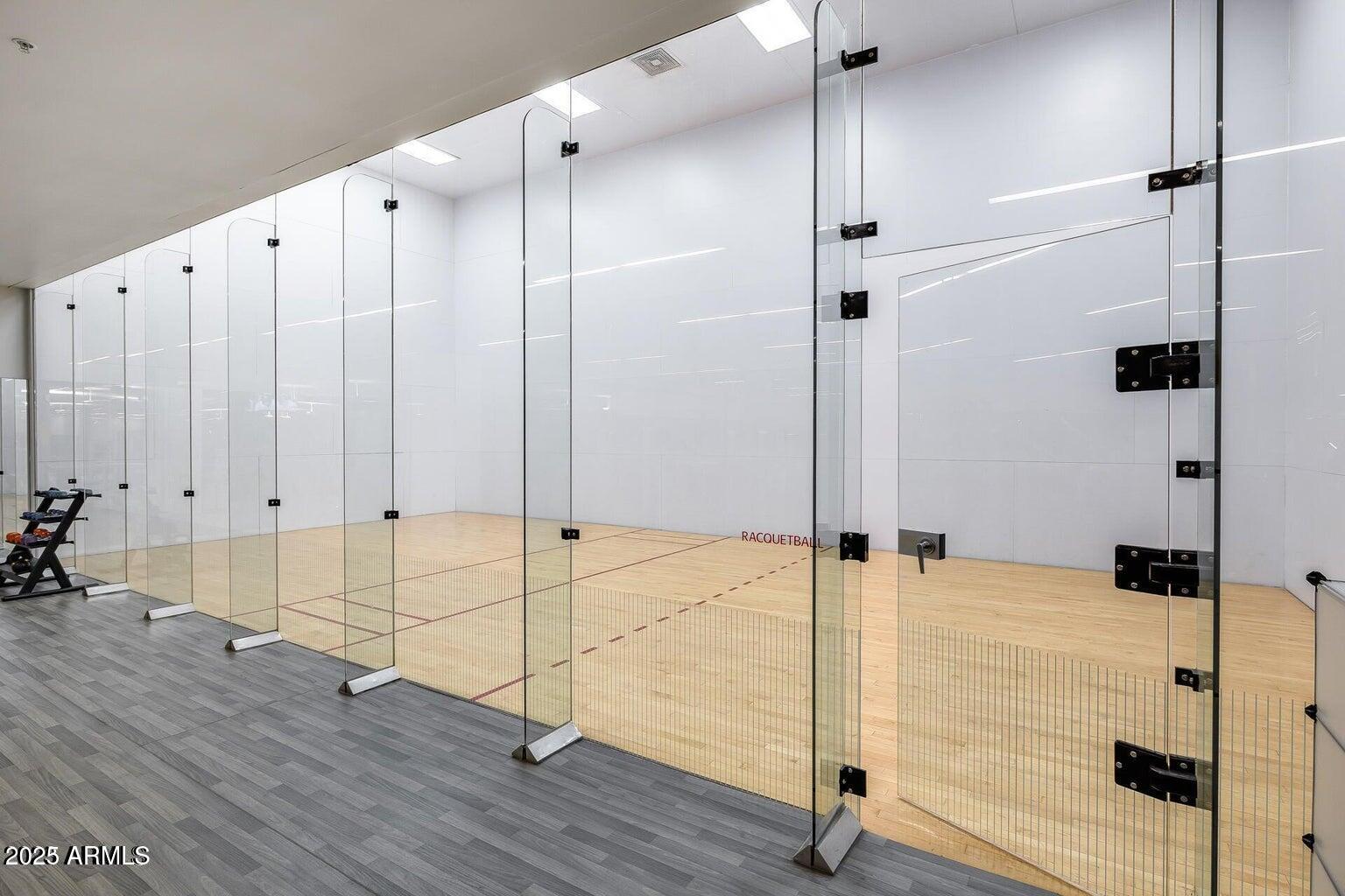 7147 E RANCHO VISTA Drive 6011