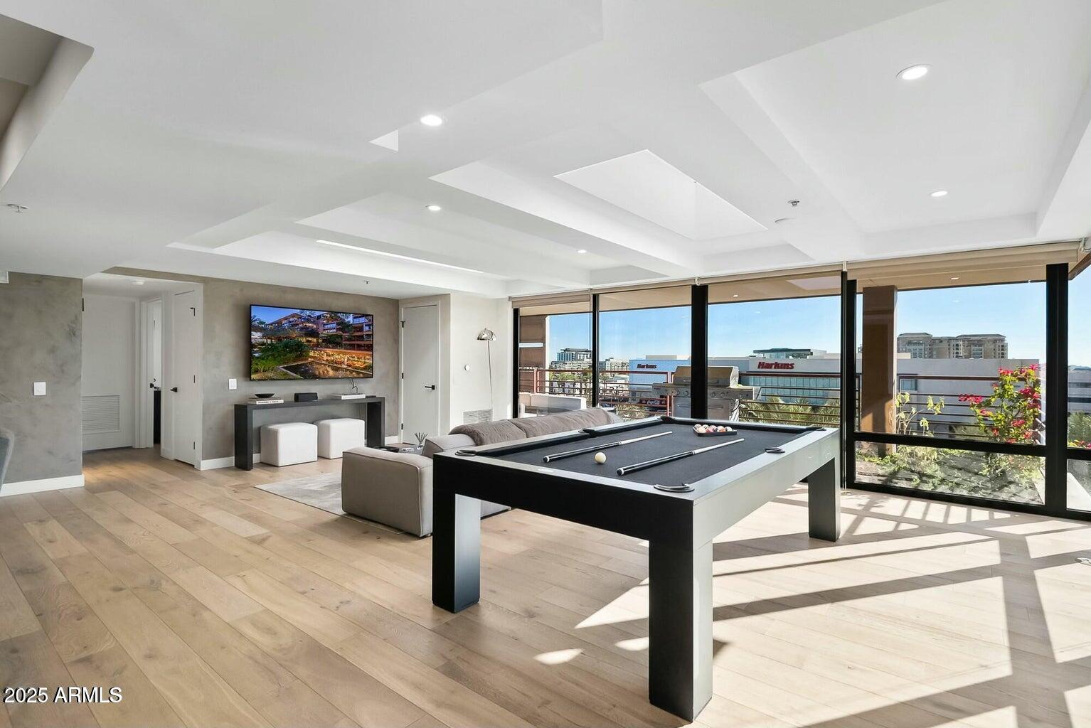 7147 E RANCHO VISTA Drive 6011