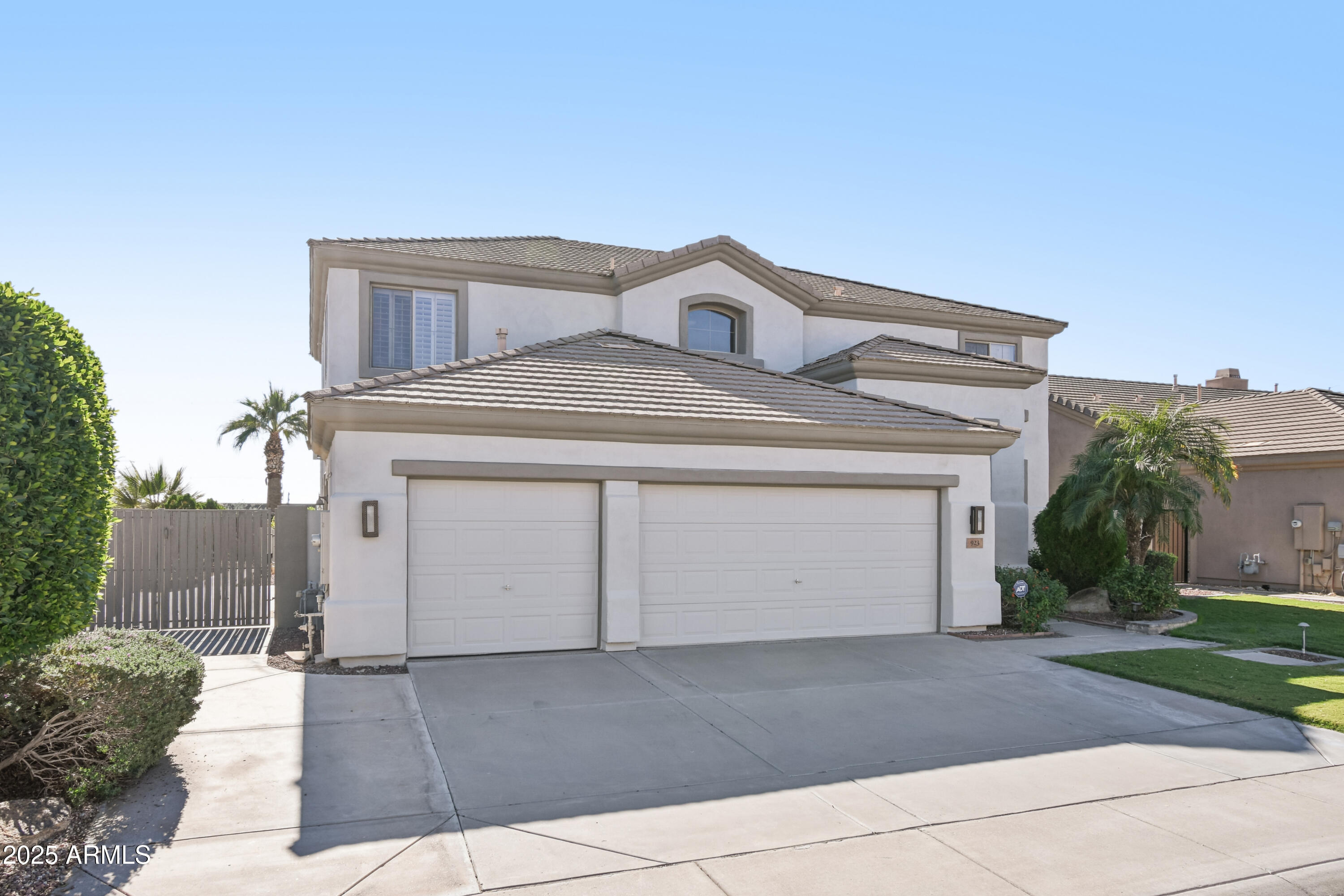 923 W Windsong Drive