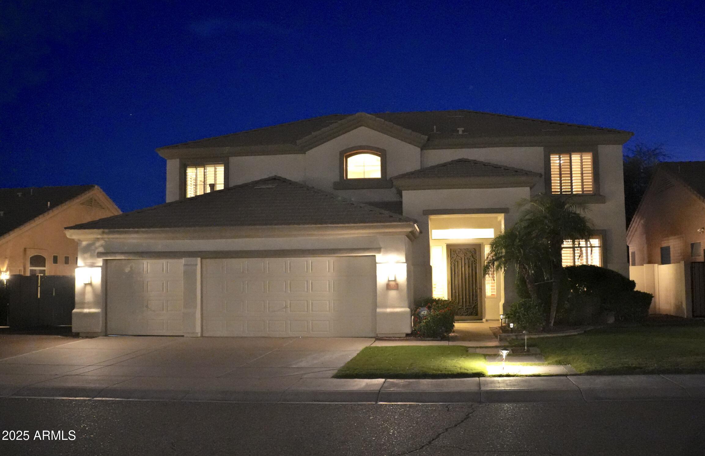 923 W Windsong Drive