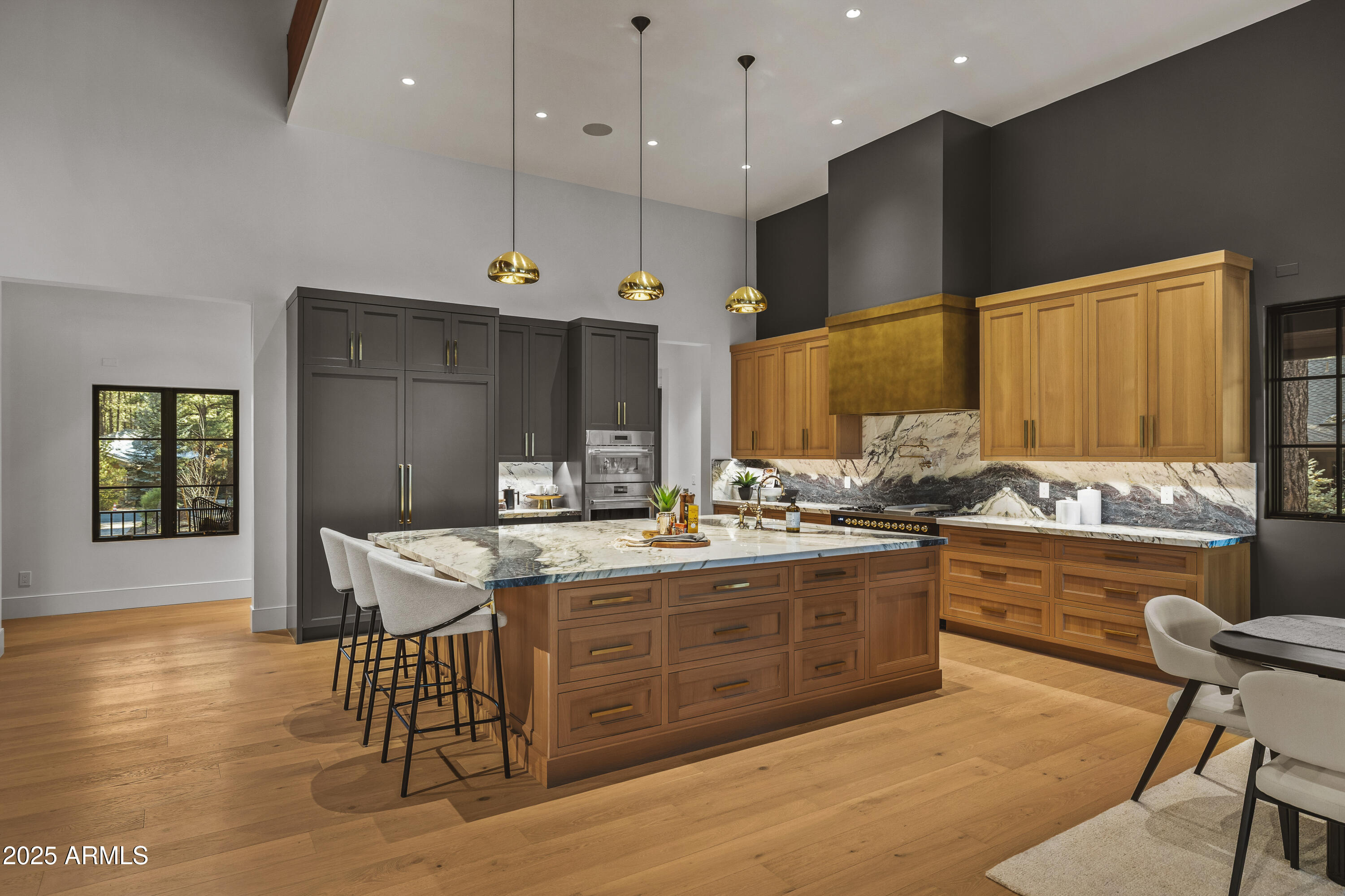 2732 LINDBERG Spring