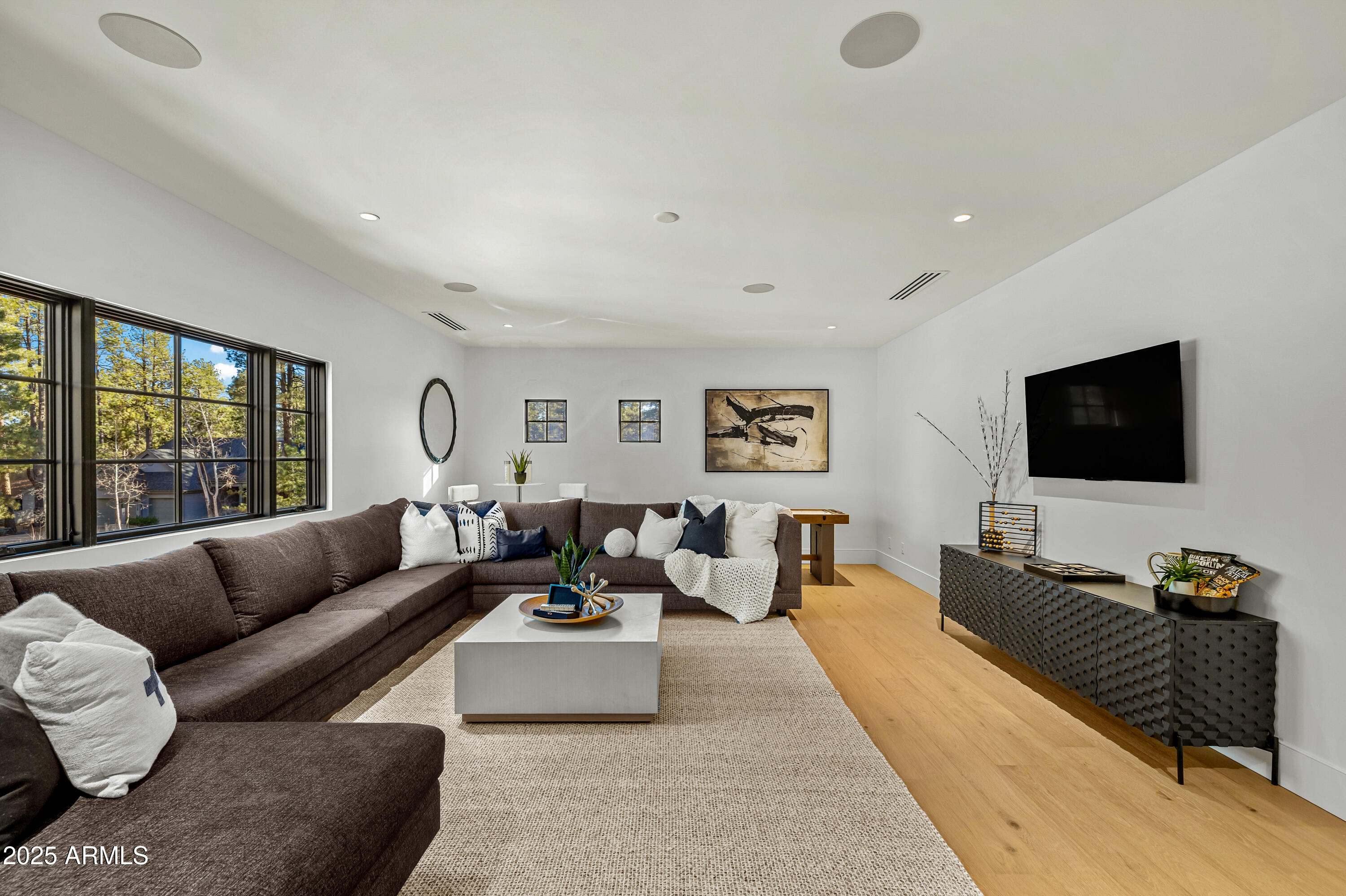 2732 LINDBERG Spring