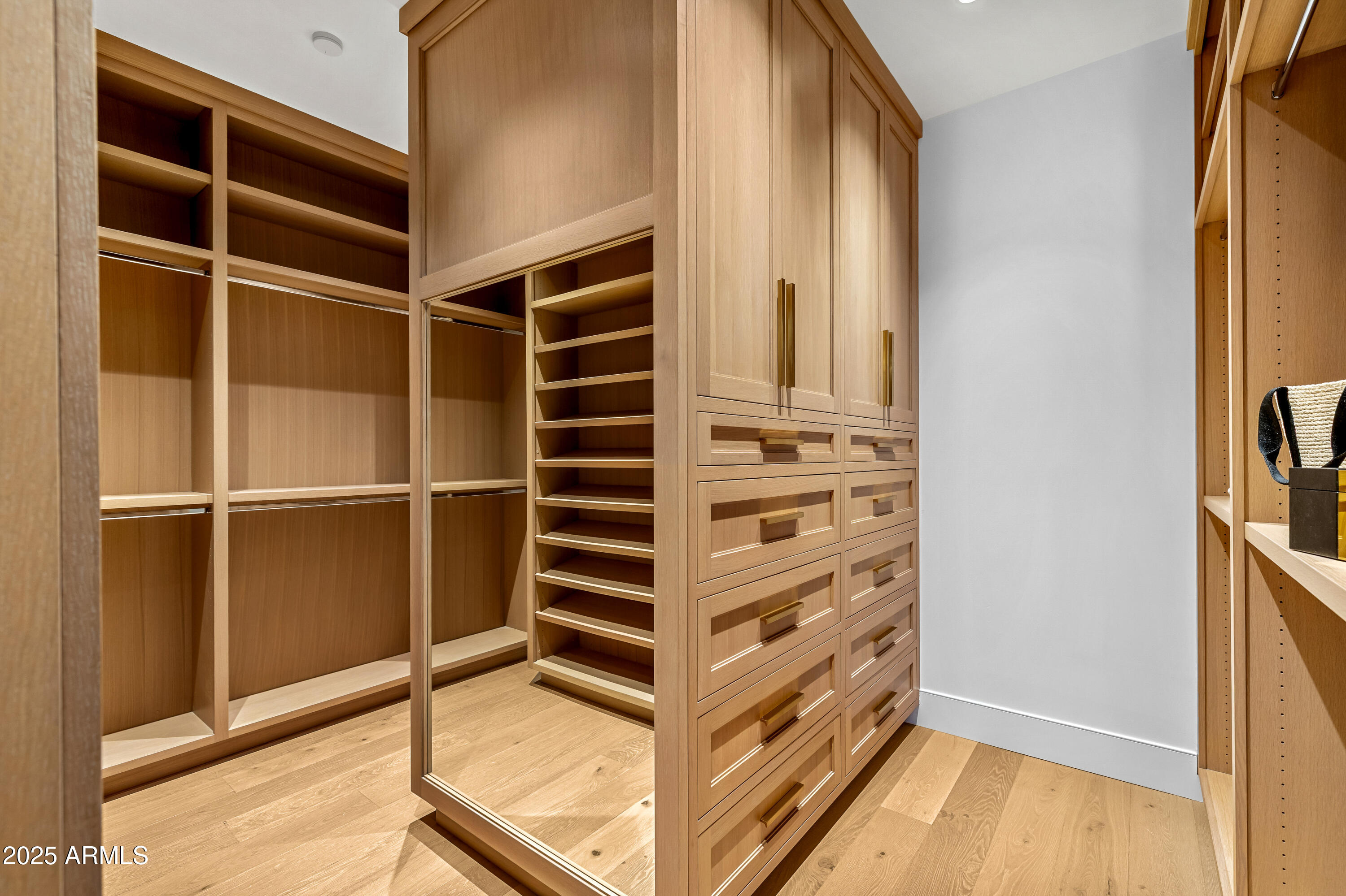 2732 LINDBERG Spring