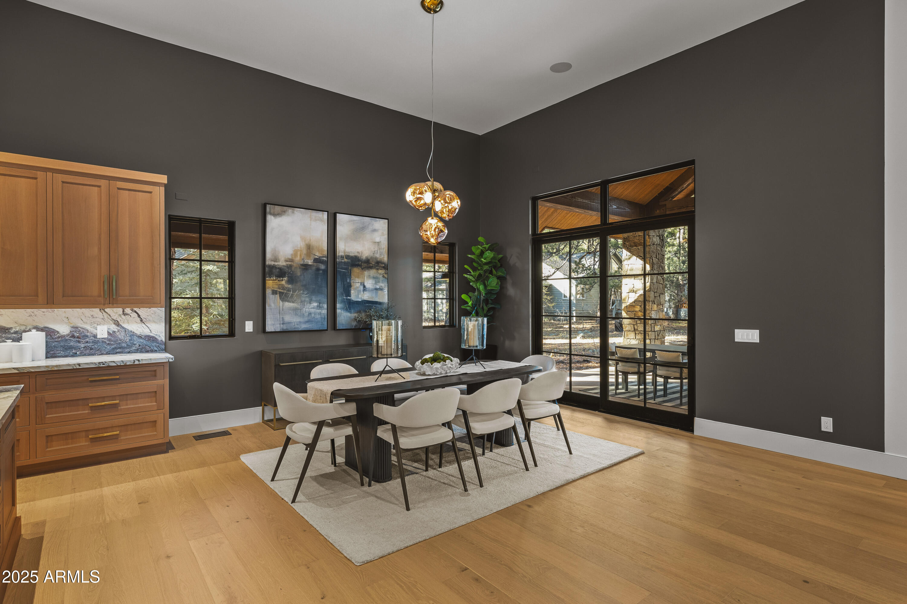 2732 LINDBERG Spring