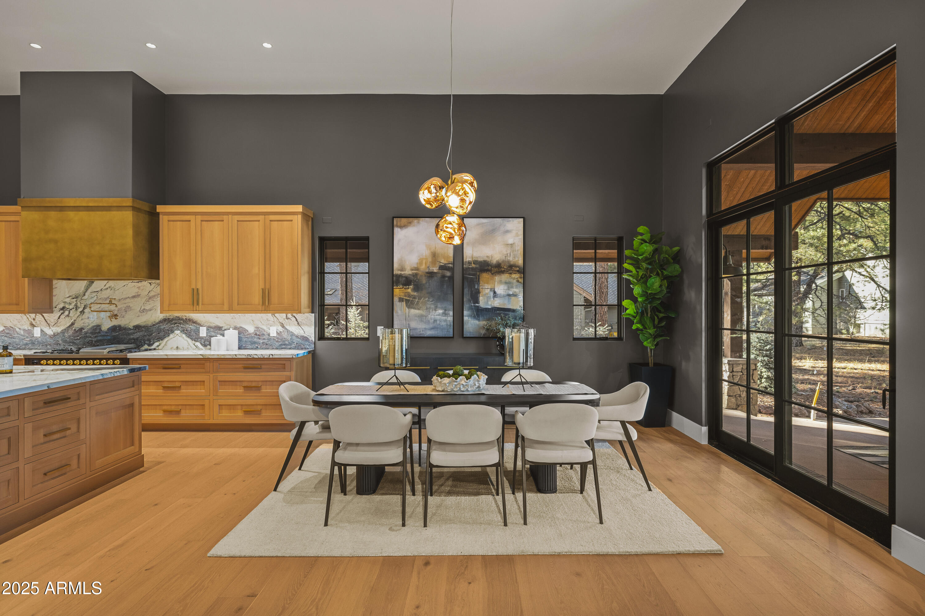 2732 LINDBERG Spring