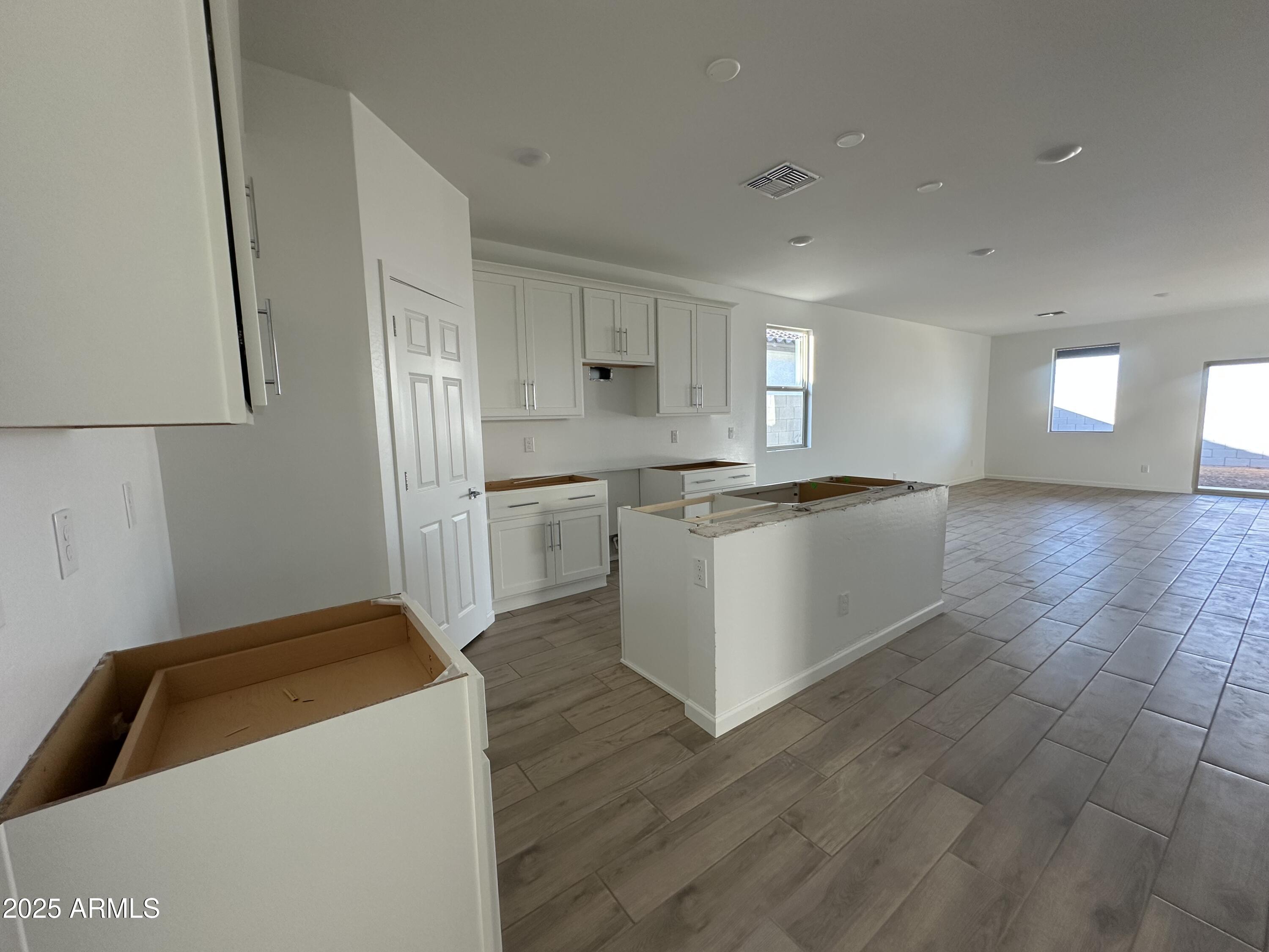 47664 W MOELLER Road