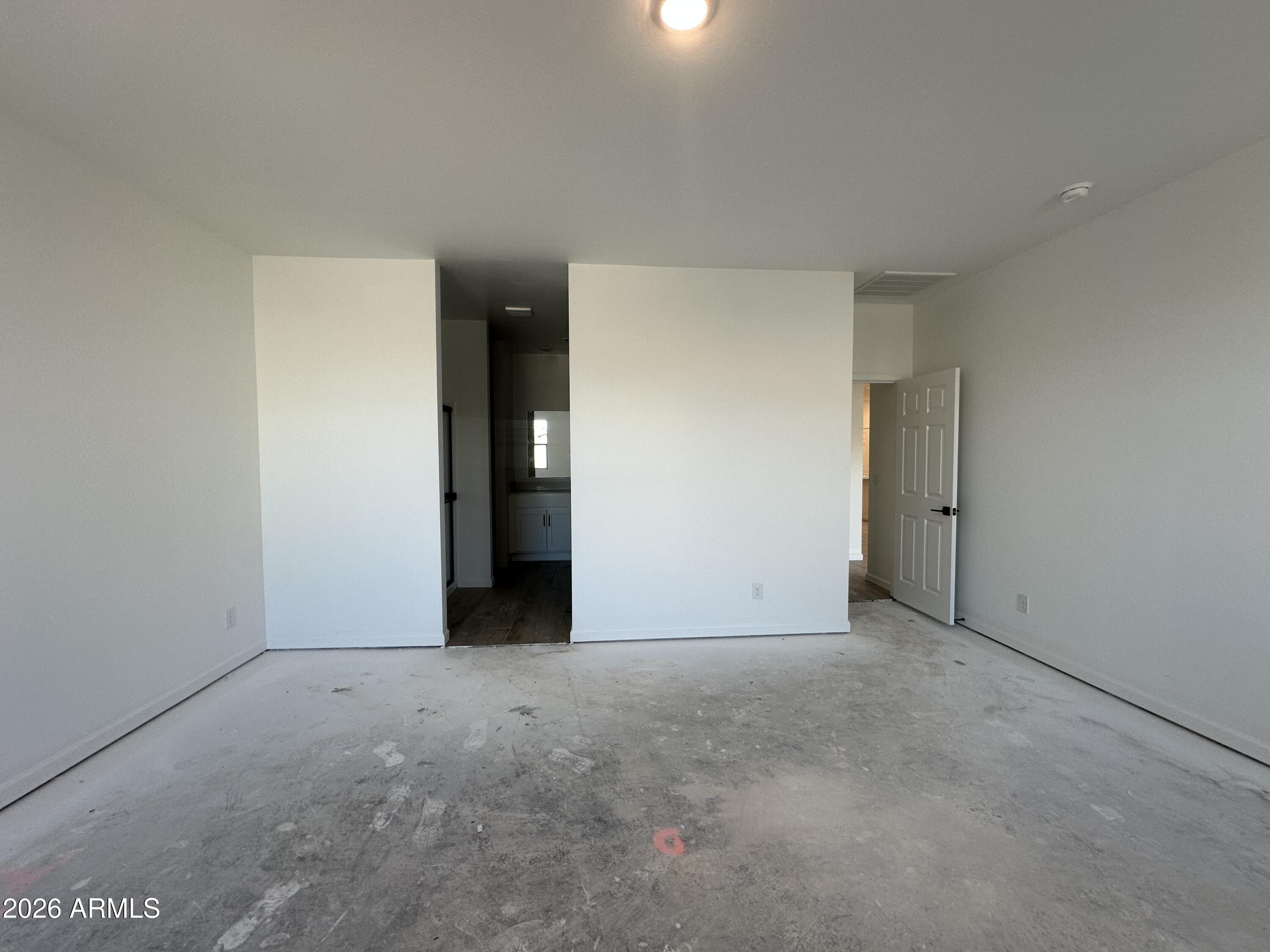 47664 W KENNER Drive