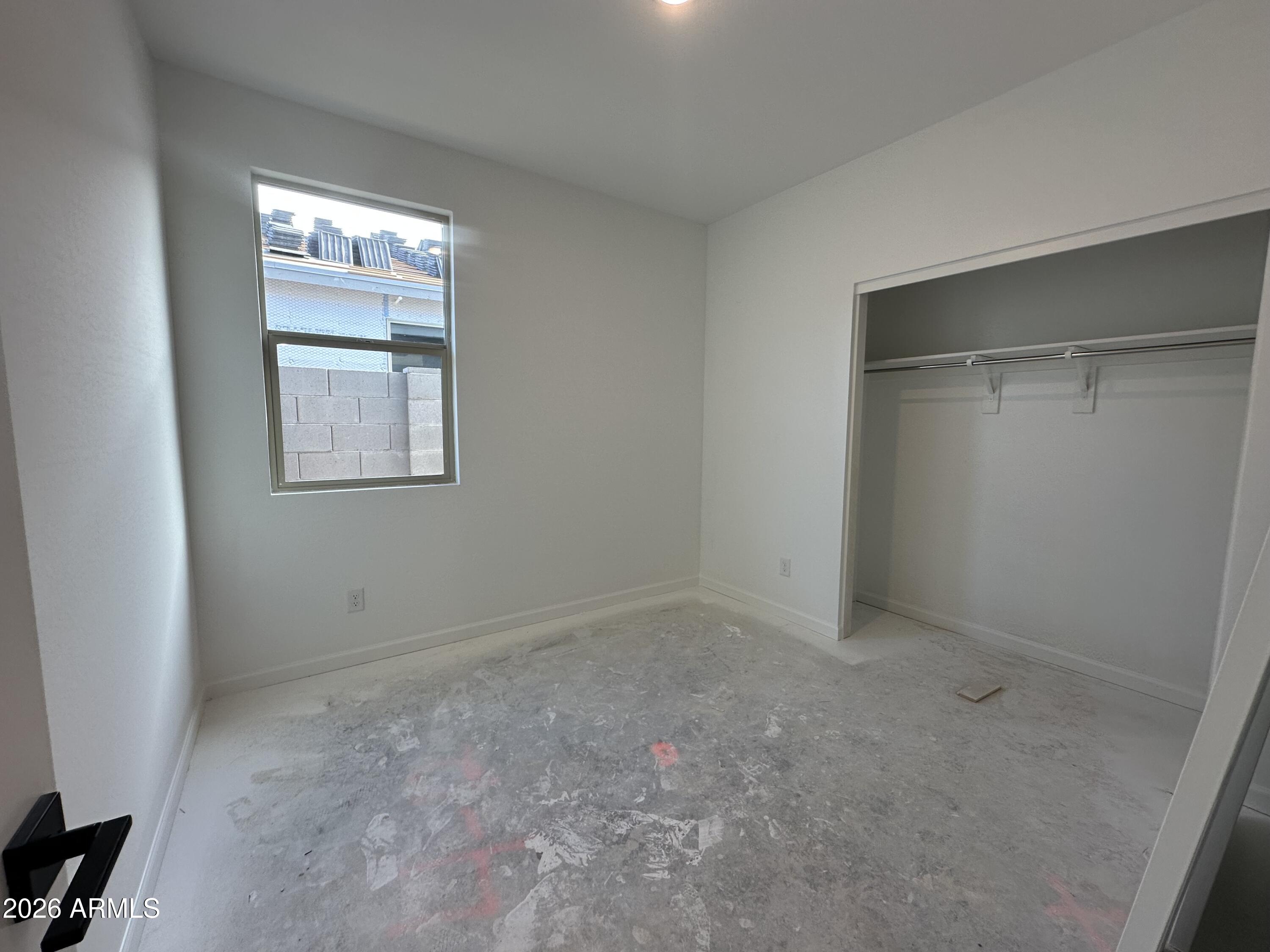 47664 W KENNER Drive