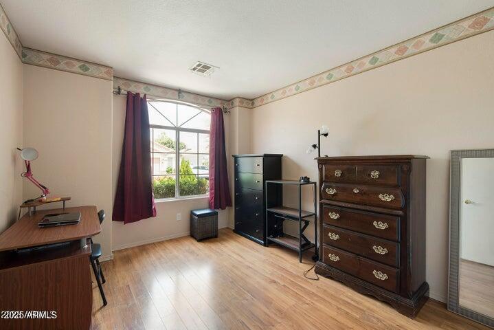 3035 E BLACKHAWK Drive