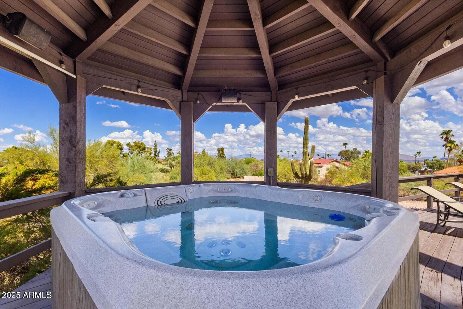 10626 N INDIAN WELLS Drive