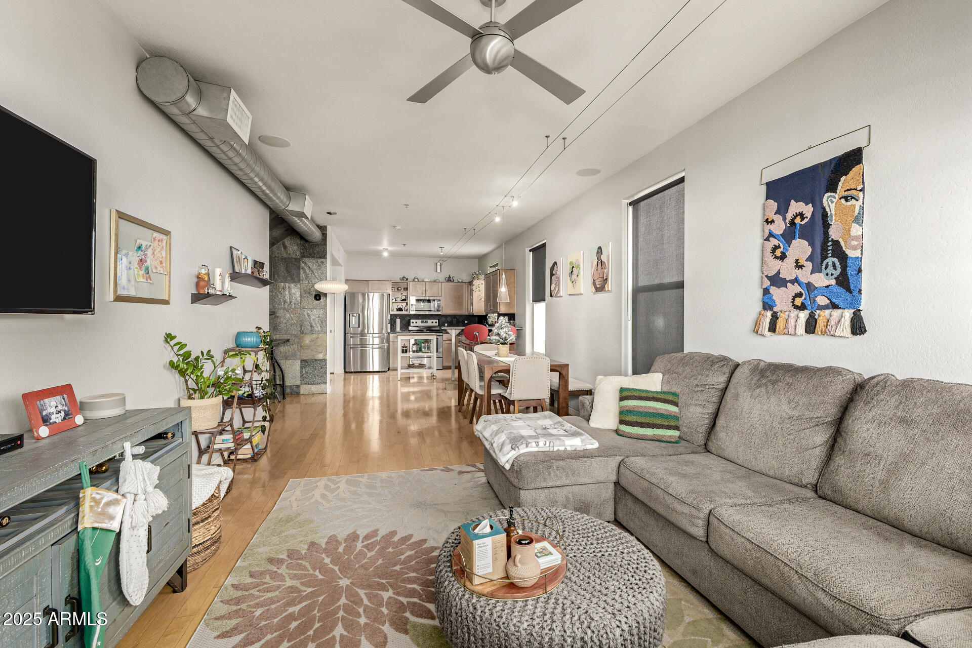 706 E WASHINGTON Street 114