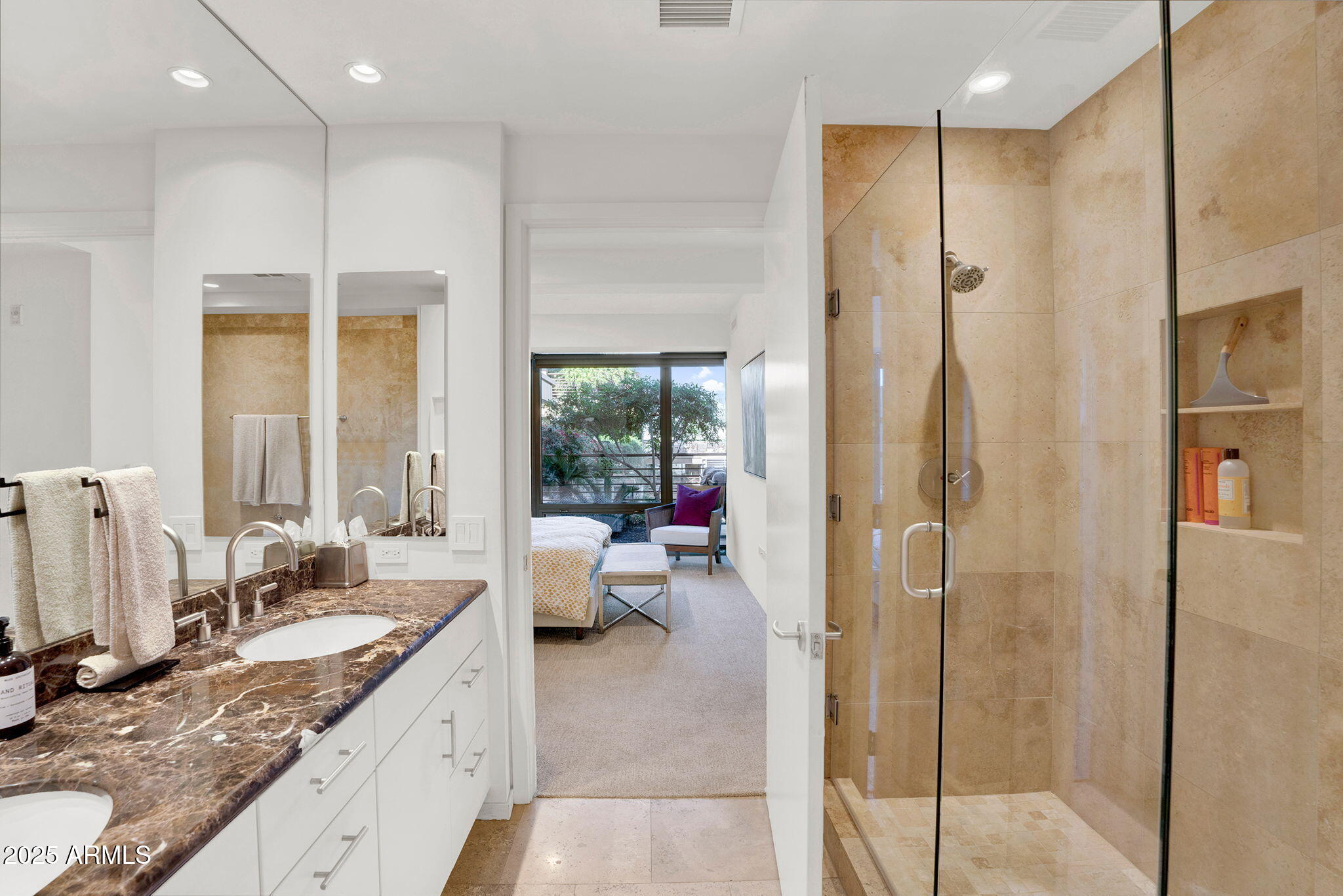 7127 E RANCHO VISTA Drive 6009