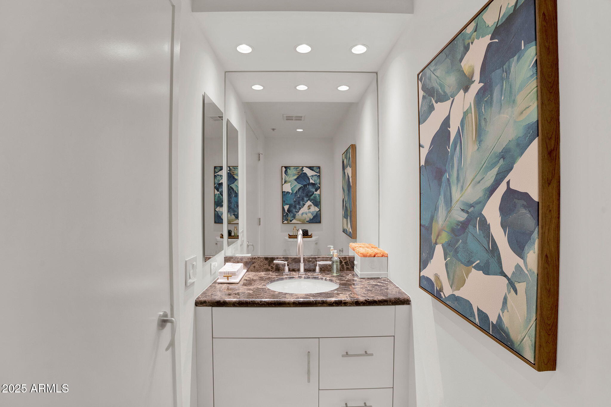 7127 E RANCHO VISTA Drive 6009