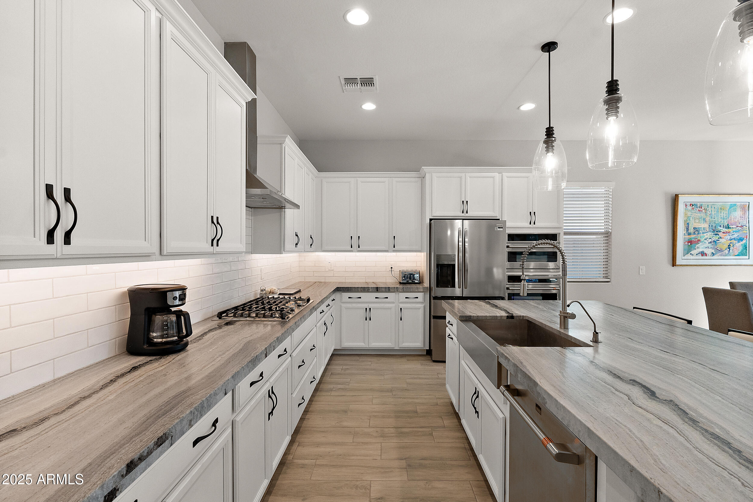 23065 E CARRIAGE Way