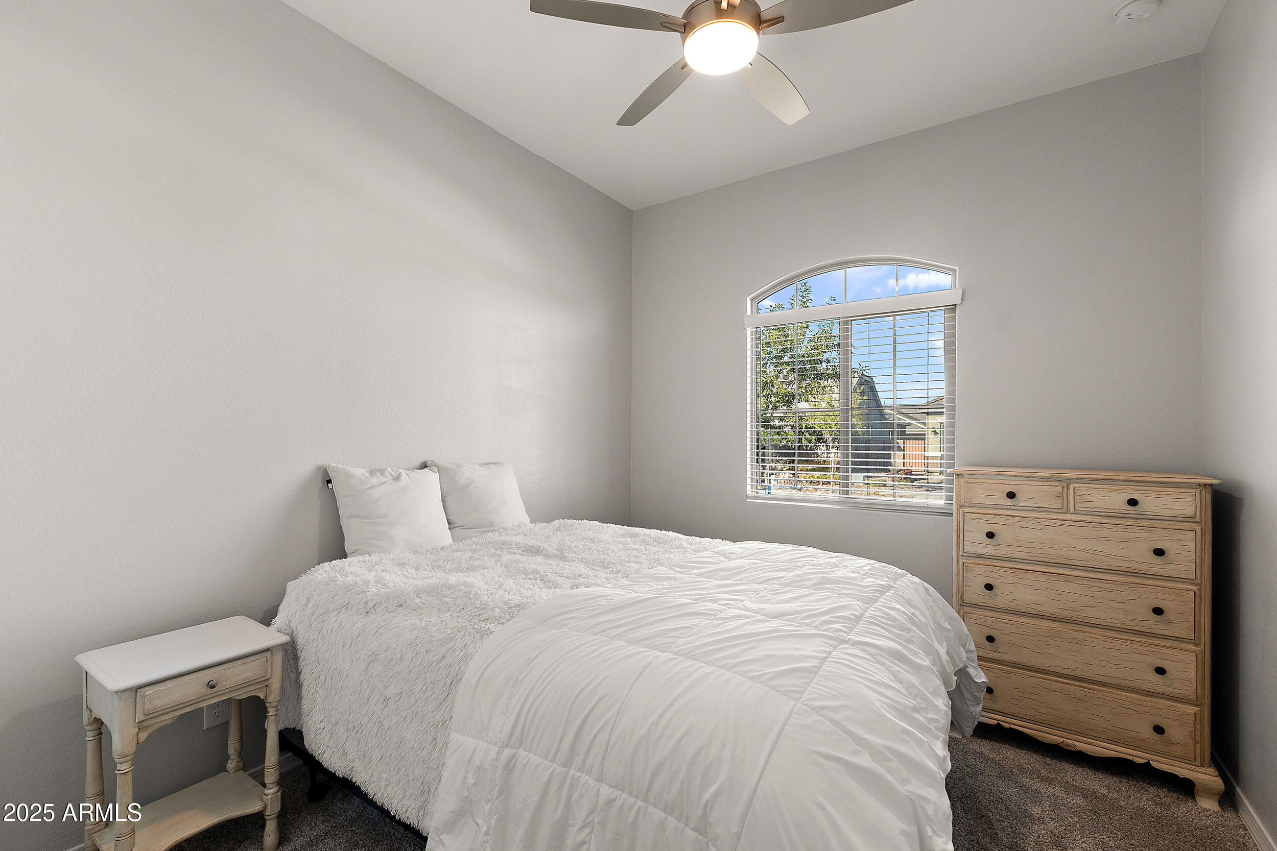 23065 E CARRIAGE Way