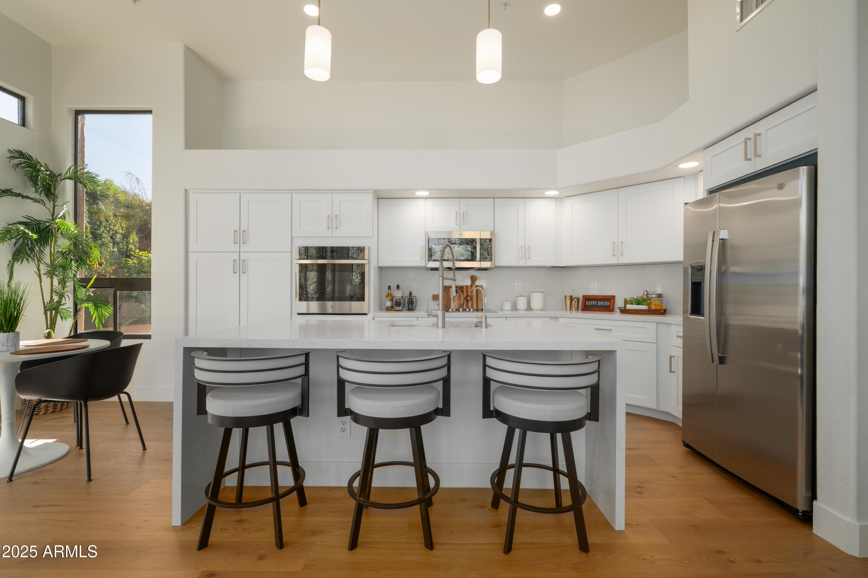 8100 E CAMELBACK Road 175