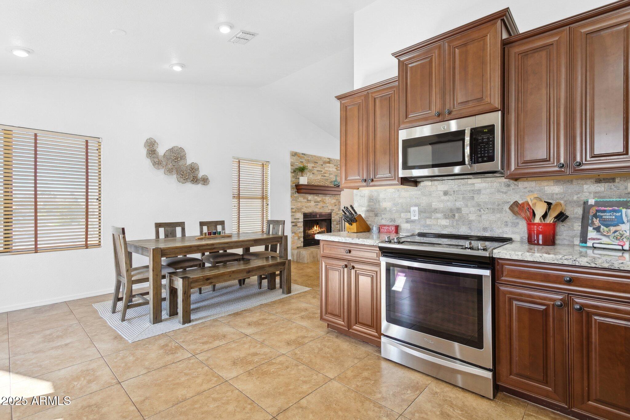 1255 W SEA SHELL Drive