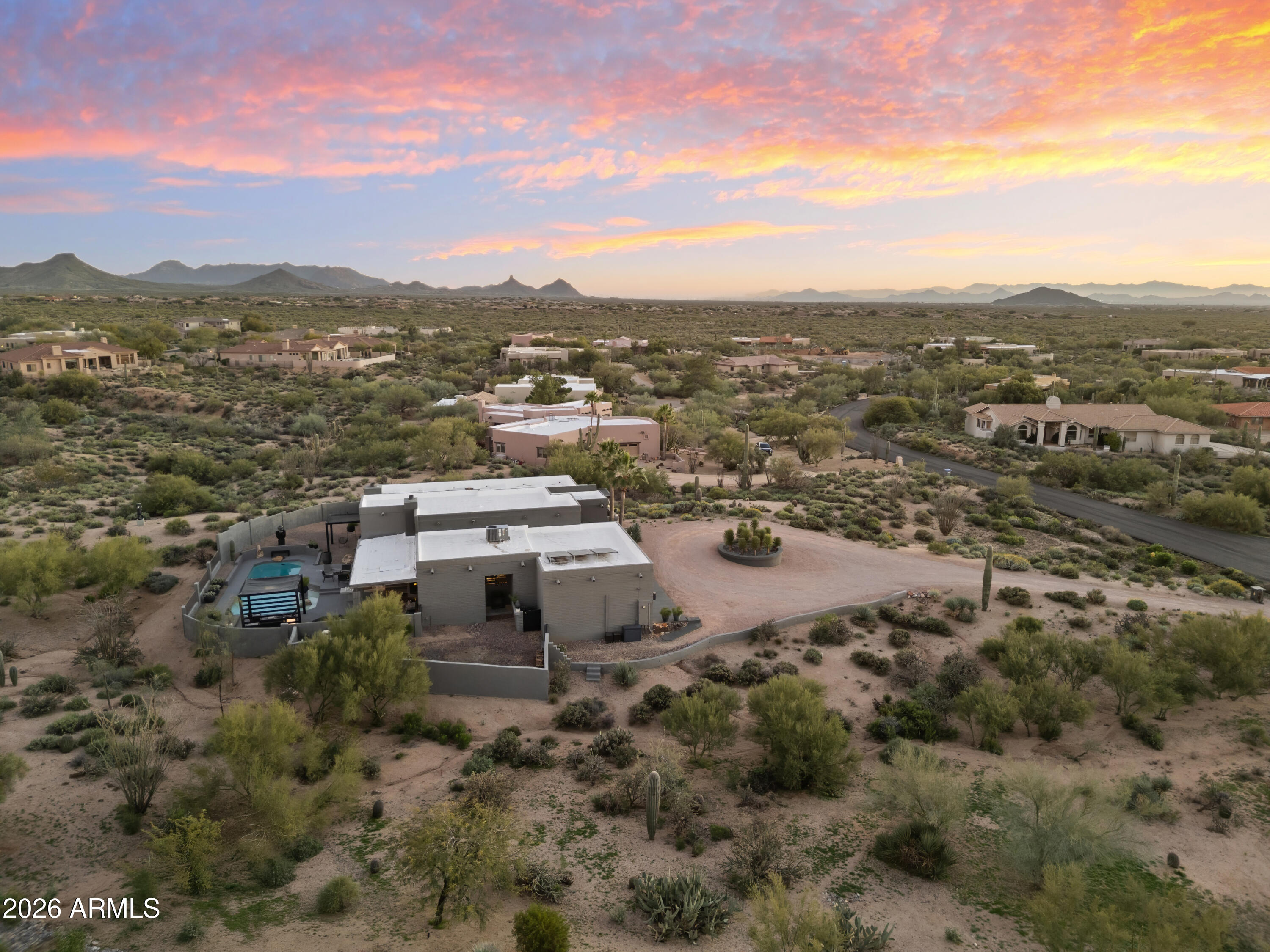 9545 E ROMPING Road 90