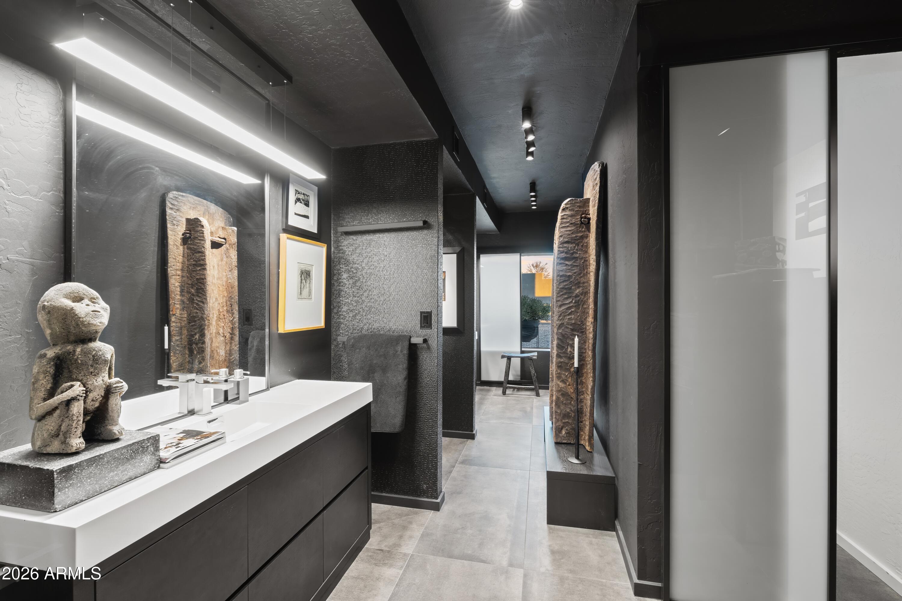 9545 E ROMPING Road 90