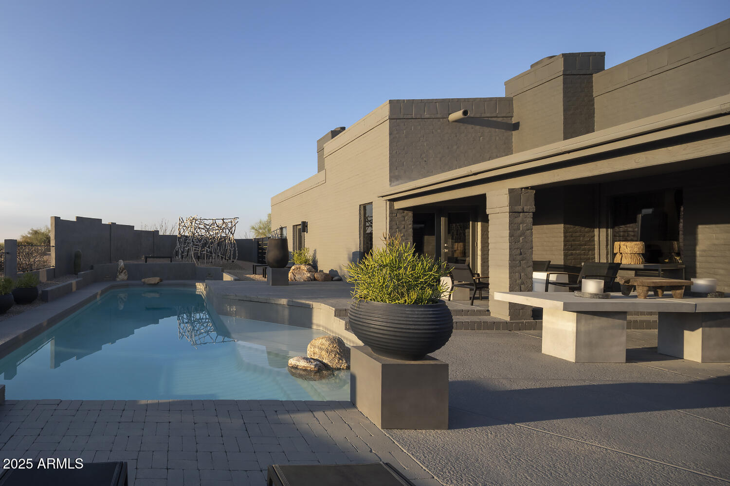 9545 E ROMPING Road 90