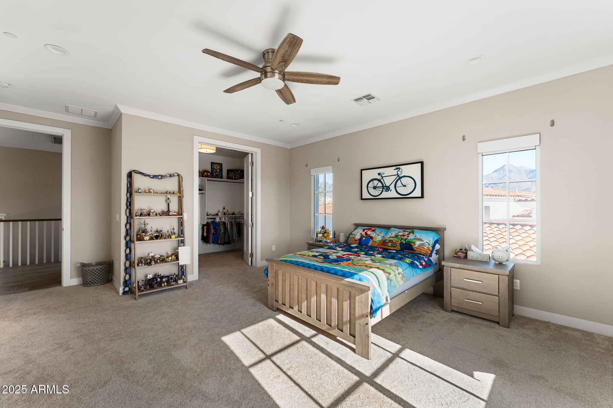 9466 E ROCKWOOD Drive