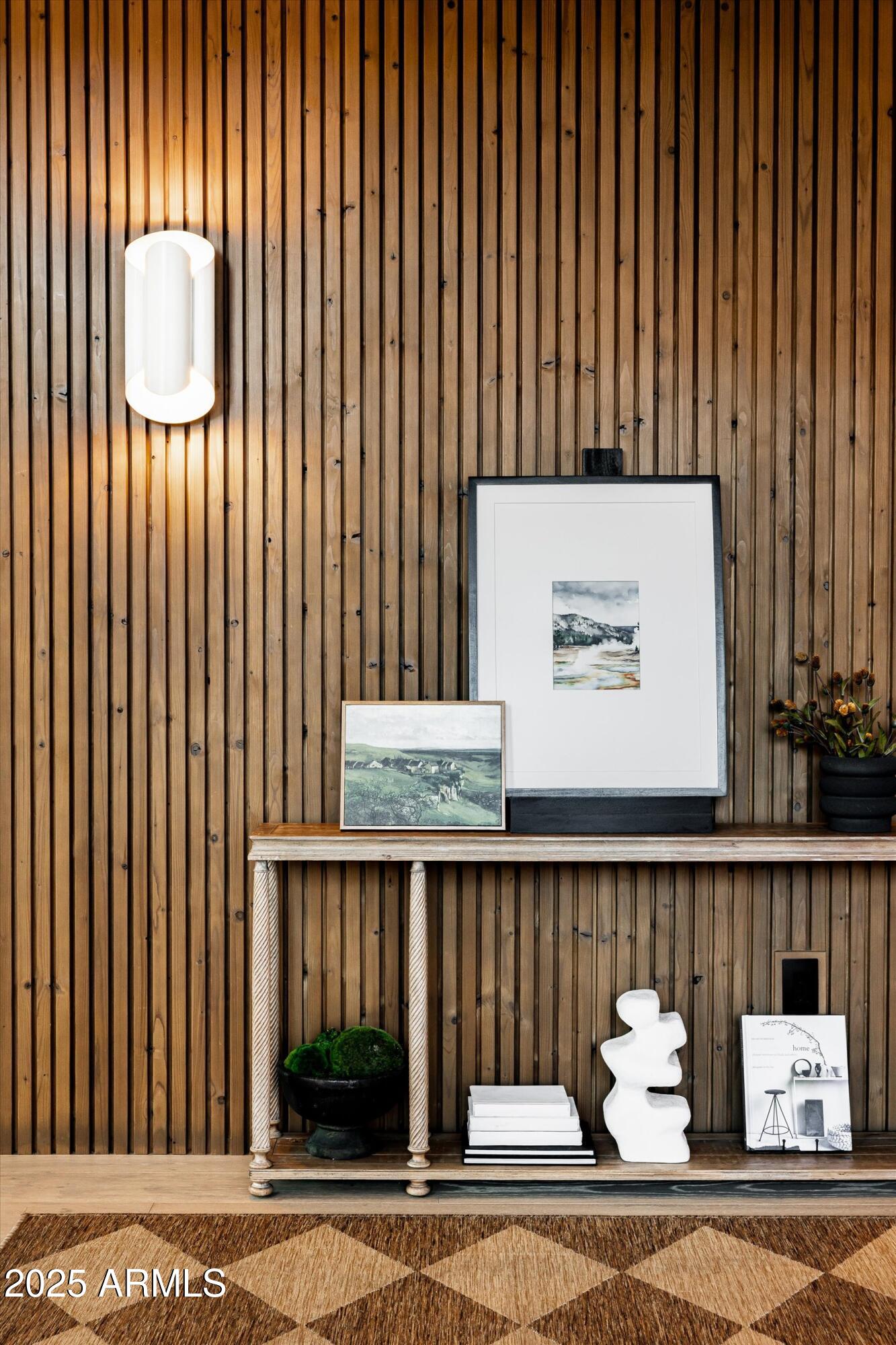 5715 E MONTEROSA Street