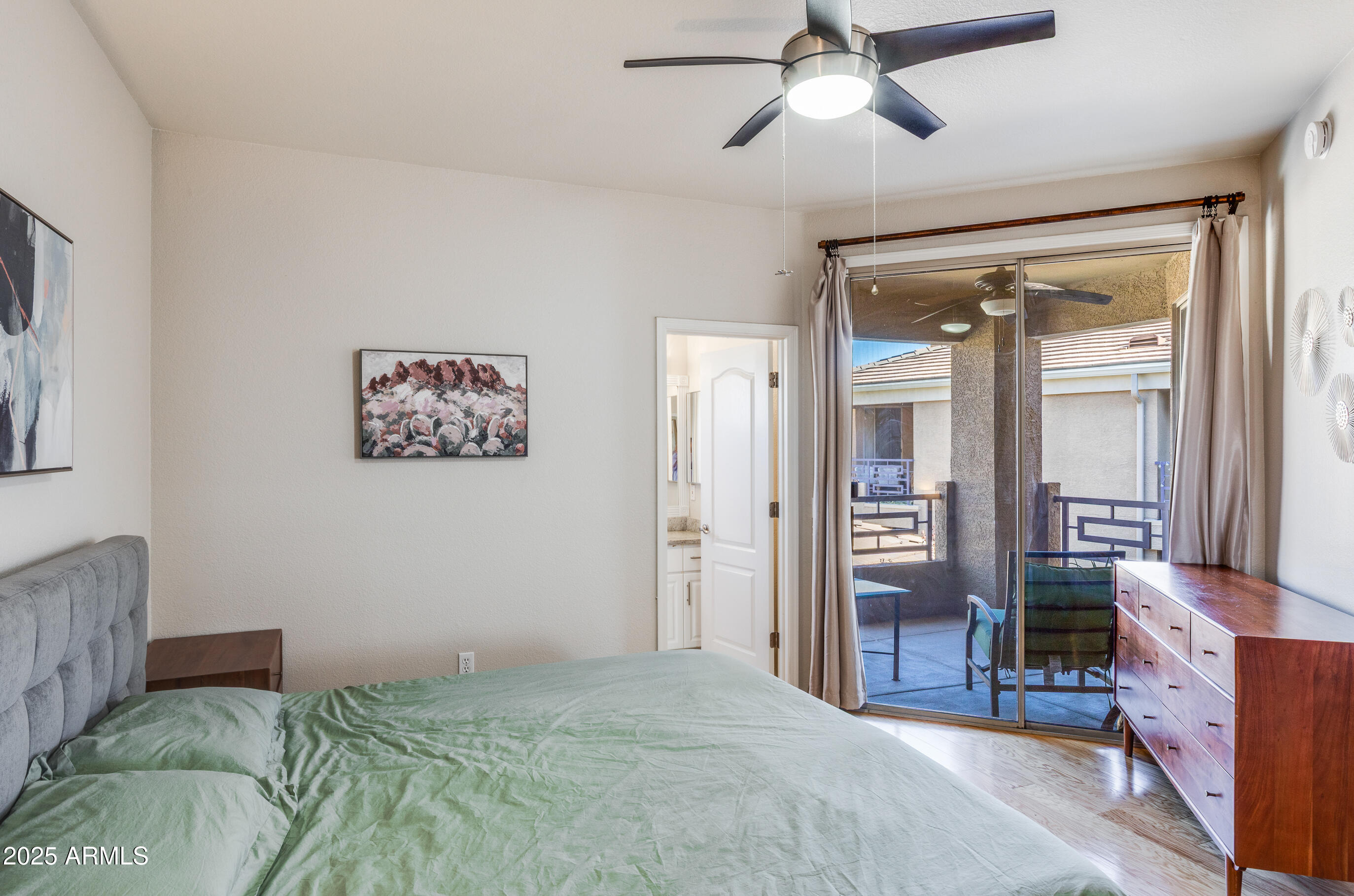 1411 E ORANGEWOOD Avenue 239