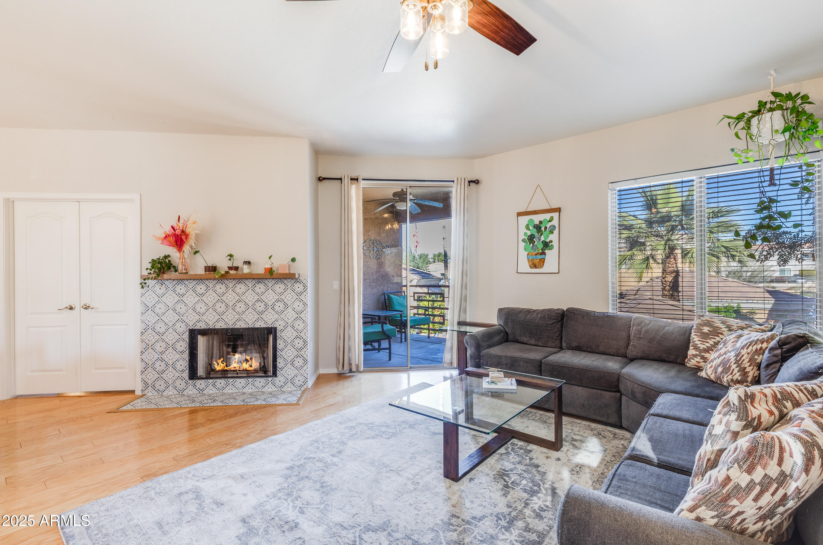 1411 E ORANGEWOOD Avenue 239