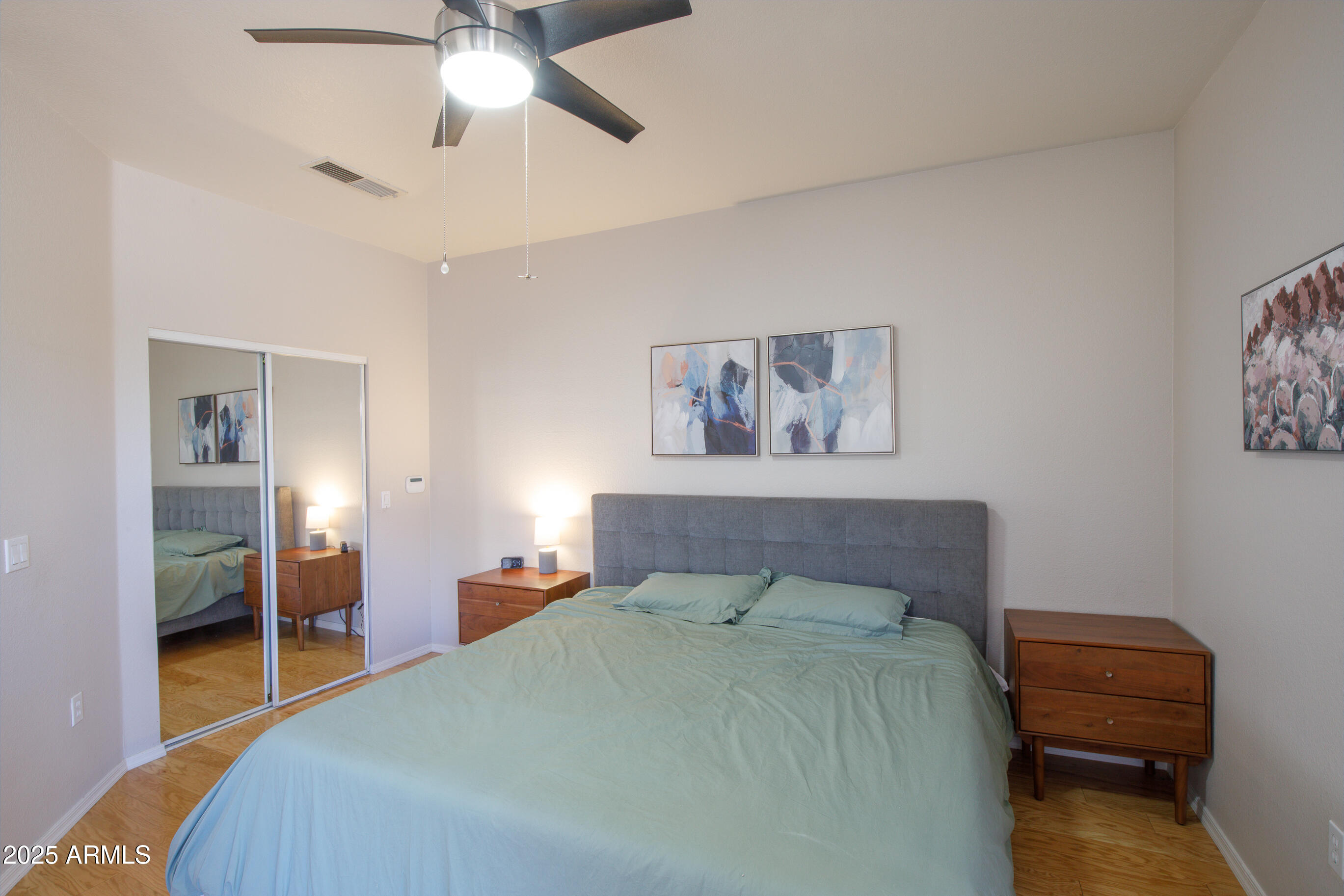 1411 E ORANGEWOOD Avenue 239