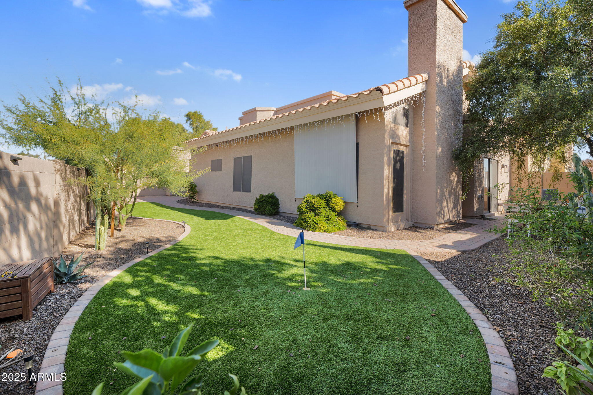 2345 W SHAWNEE Drive