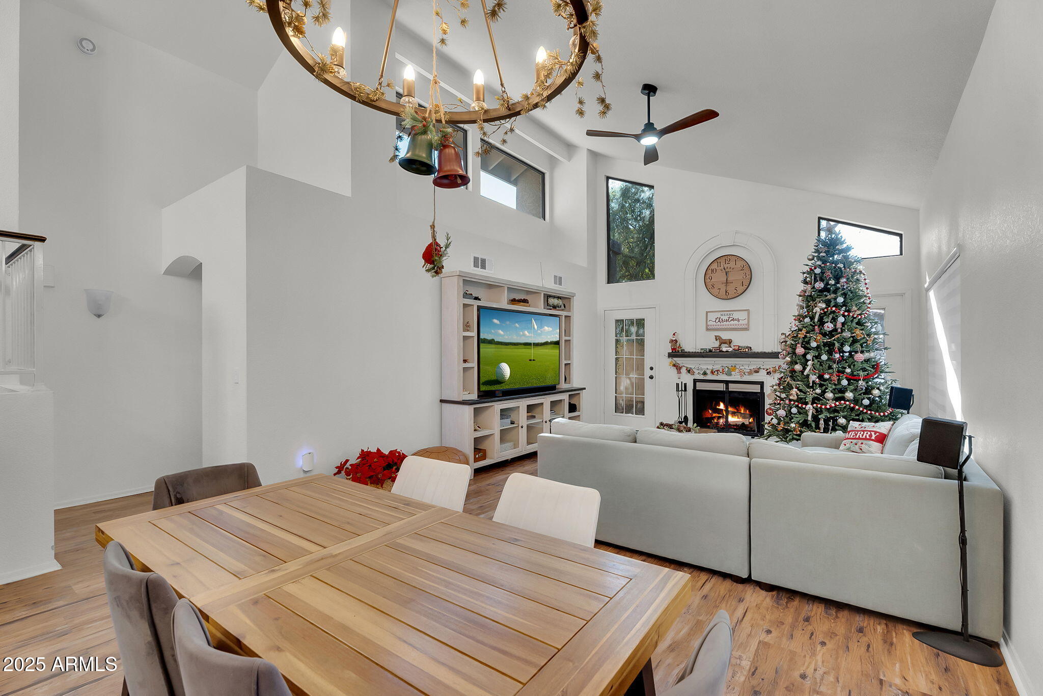 2345 W SHAWNEE Drive