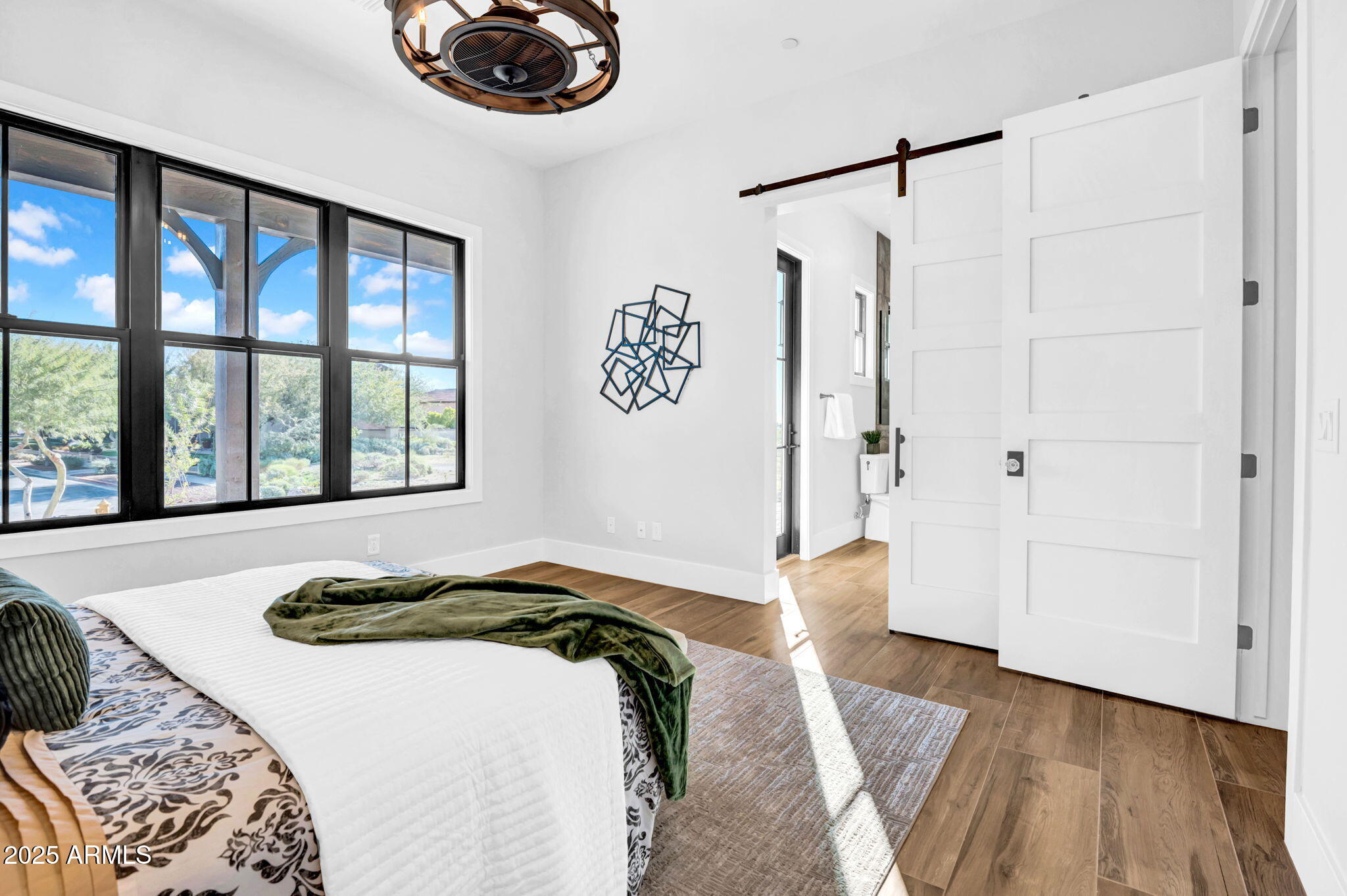 21071 W CANYON Drive