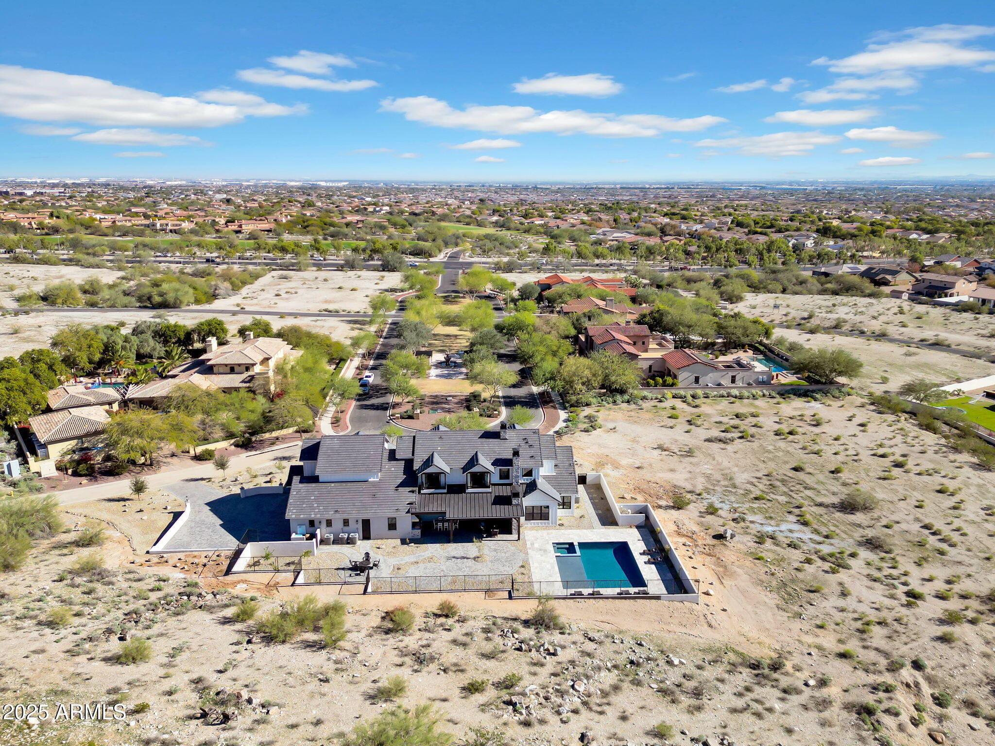 21071 W CANYON Drive