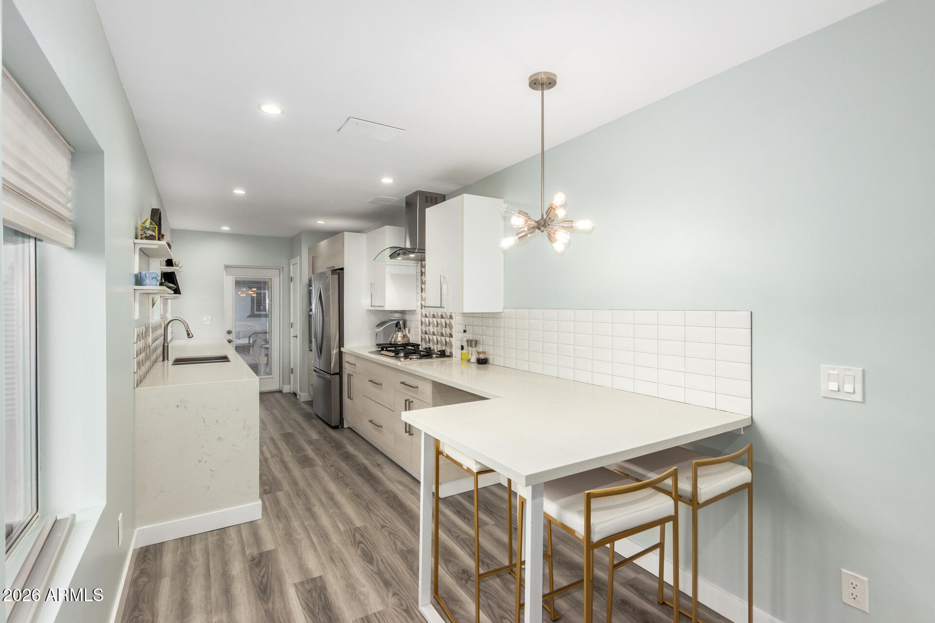 1328 E WELDON Avenue