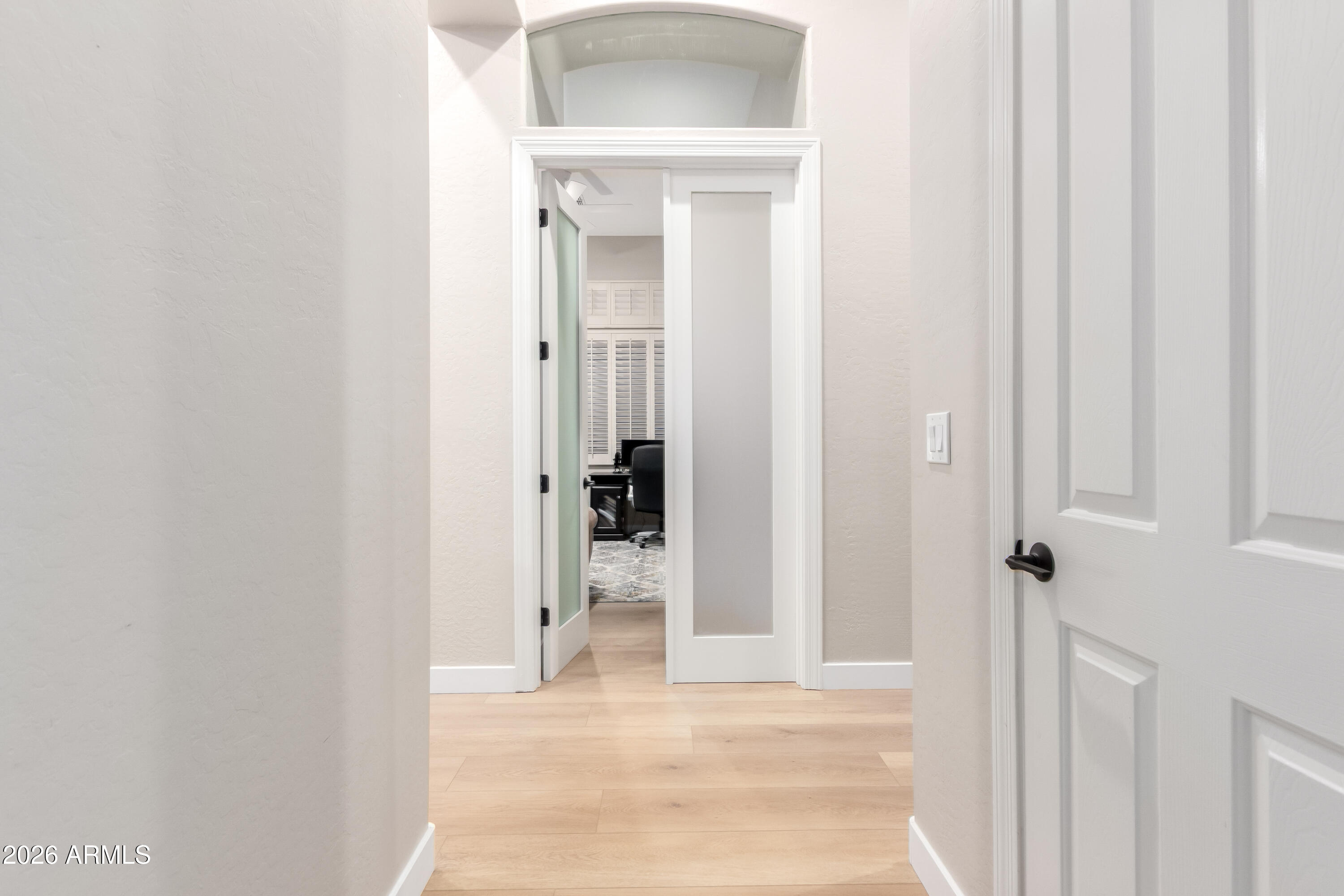 2302 W HAZELHURST Drive