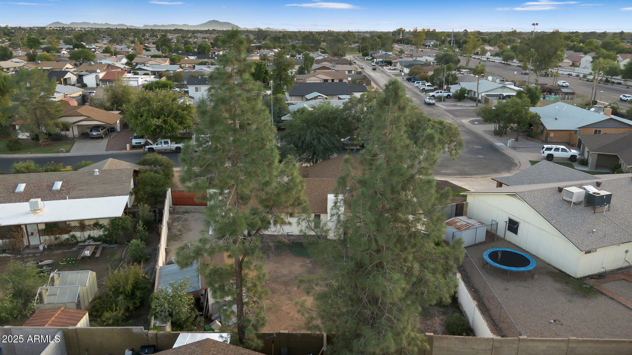 2812 E CONCHO Avenue