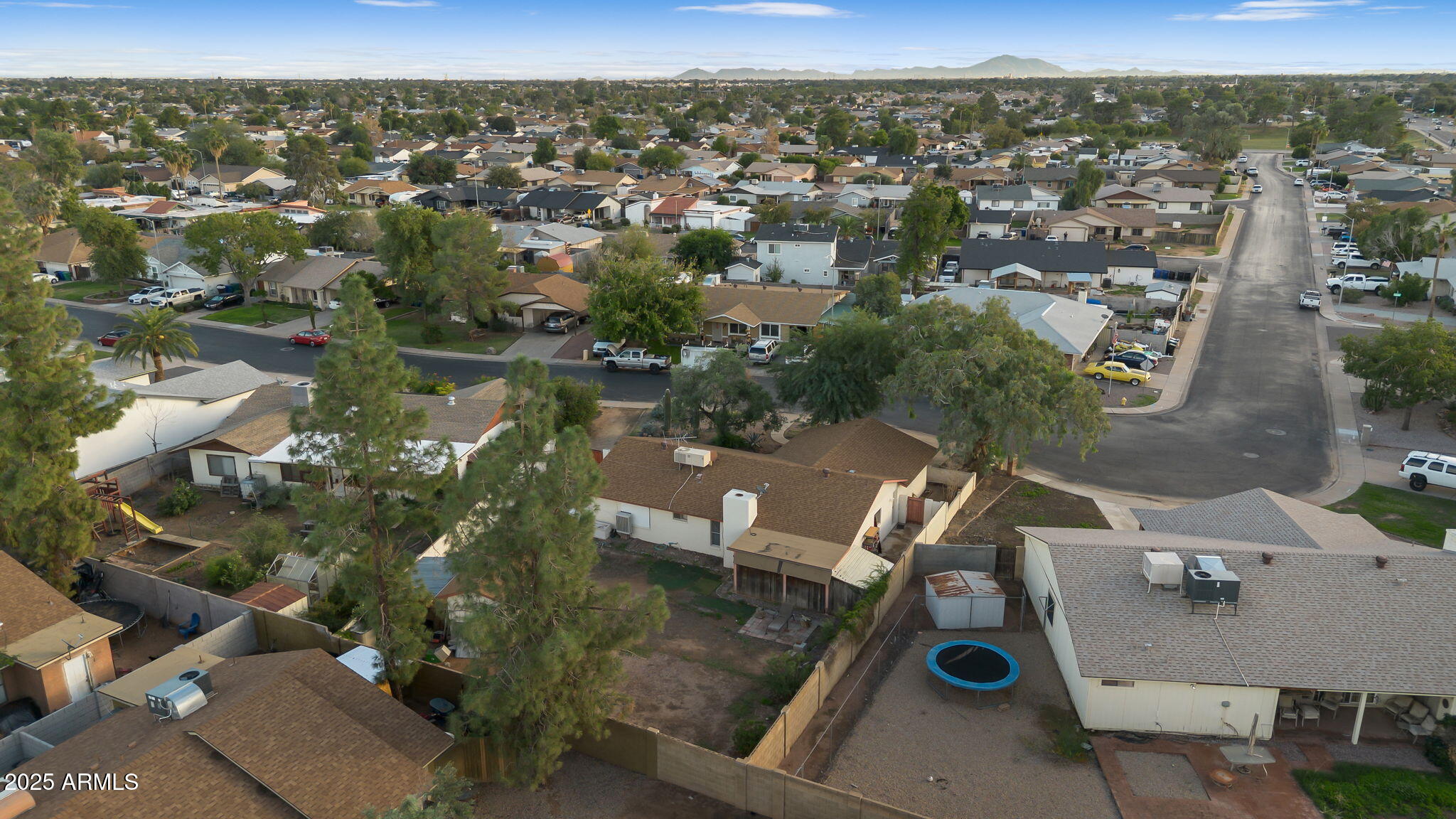 2812 E CONCHO Avenue