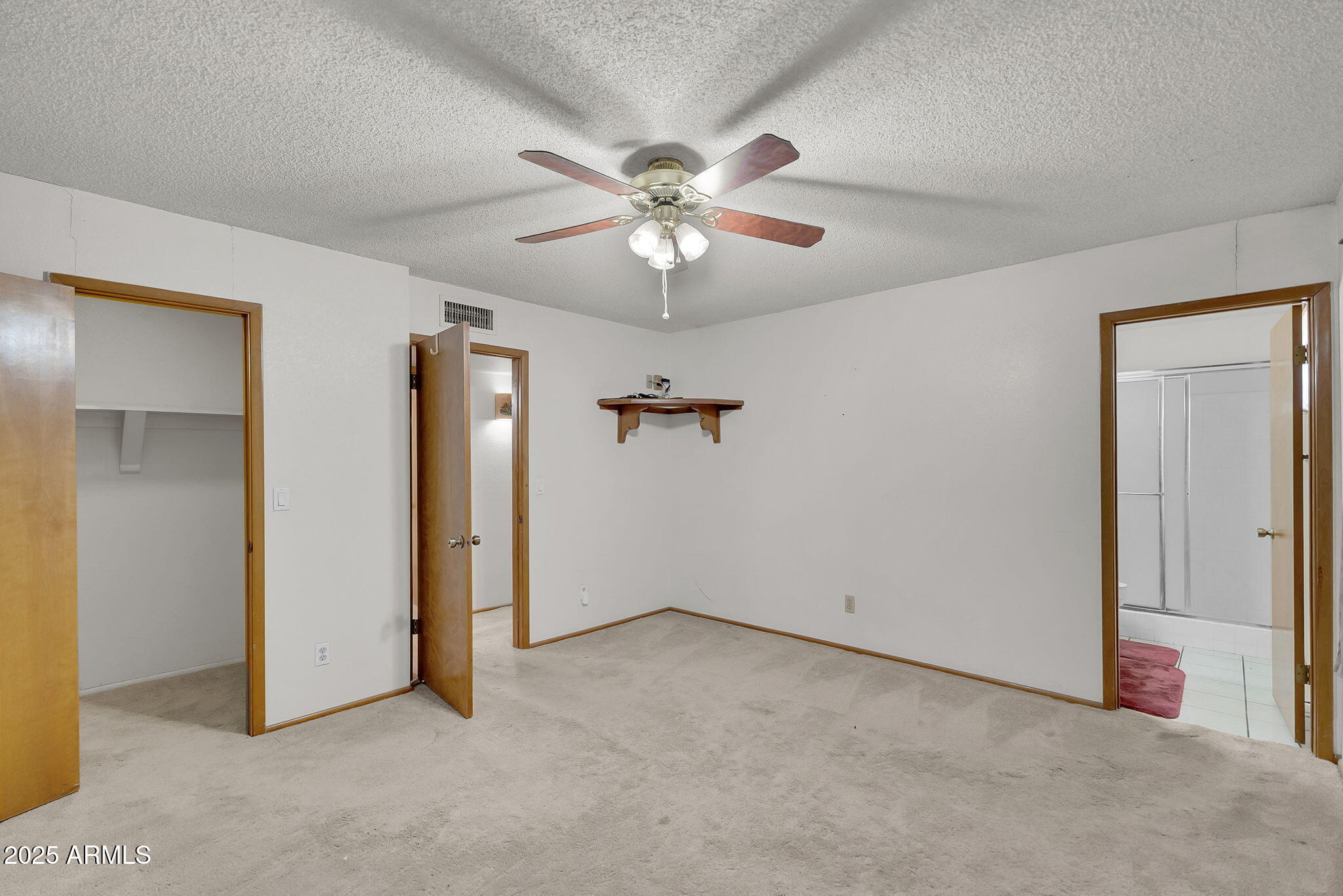 2812 E CONCHO Avenue