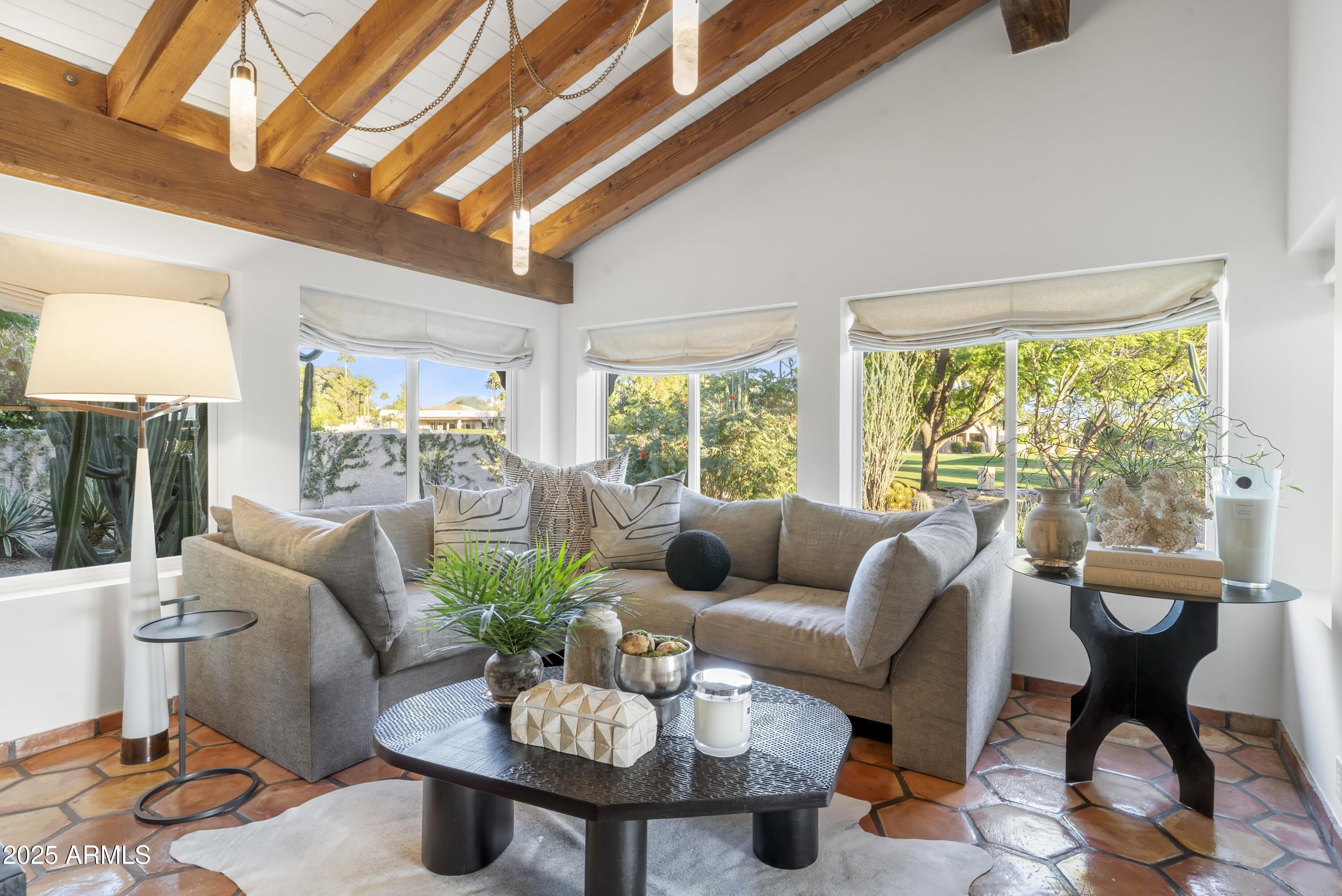 8119 E FOOTHILLS Drive