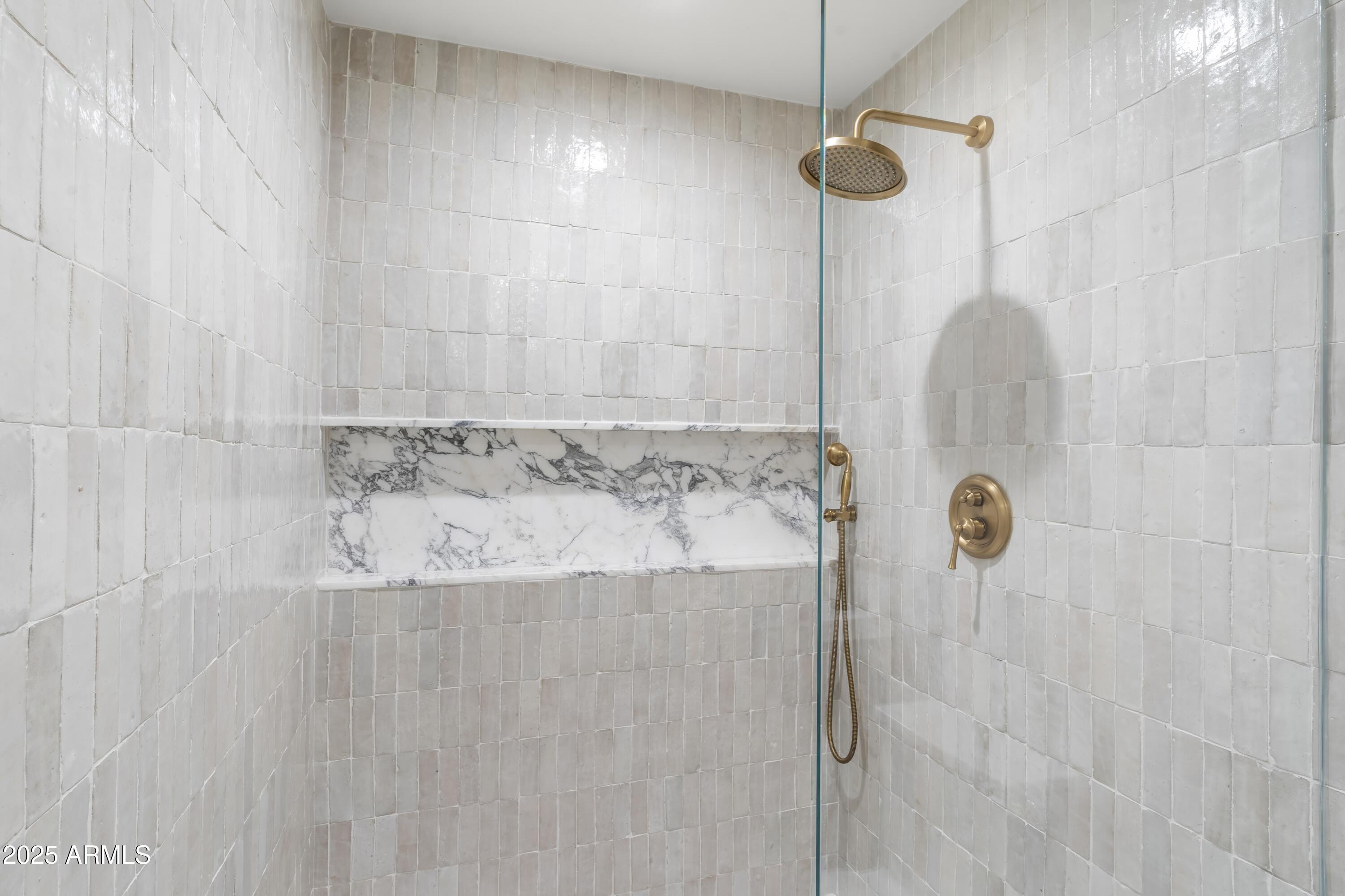 8119 E FOOTHILLS Drive