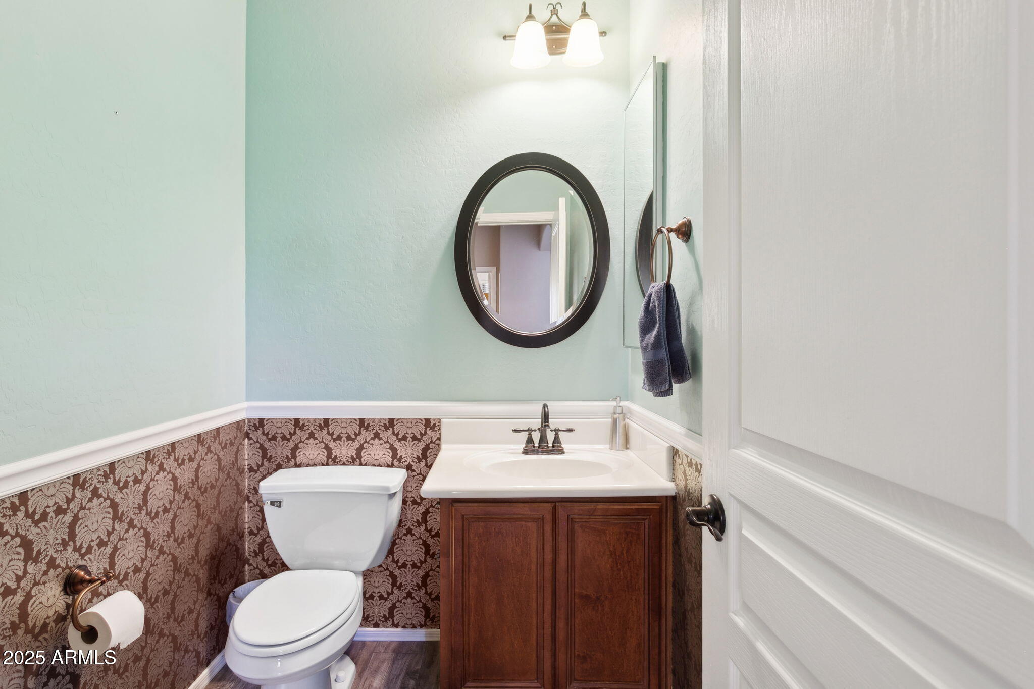 13556 W MONTEBELLO Avenue