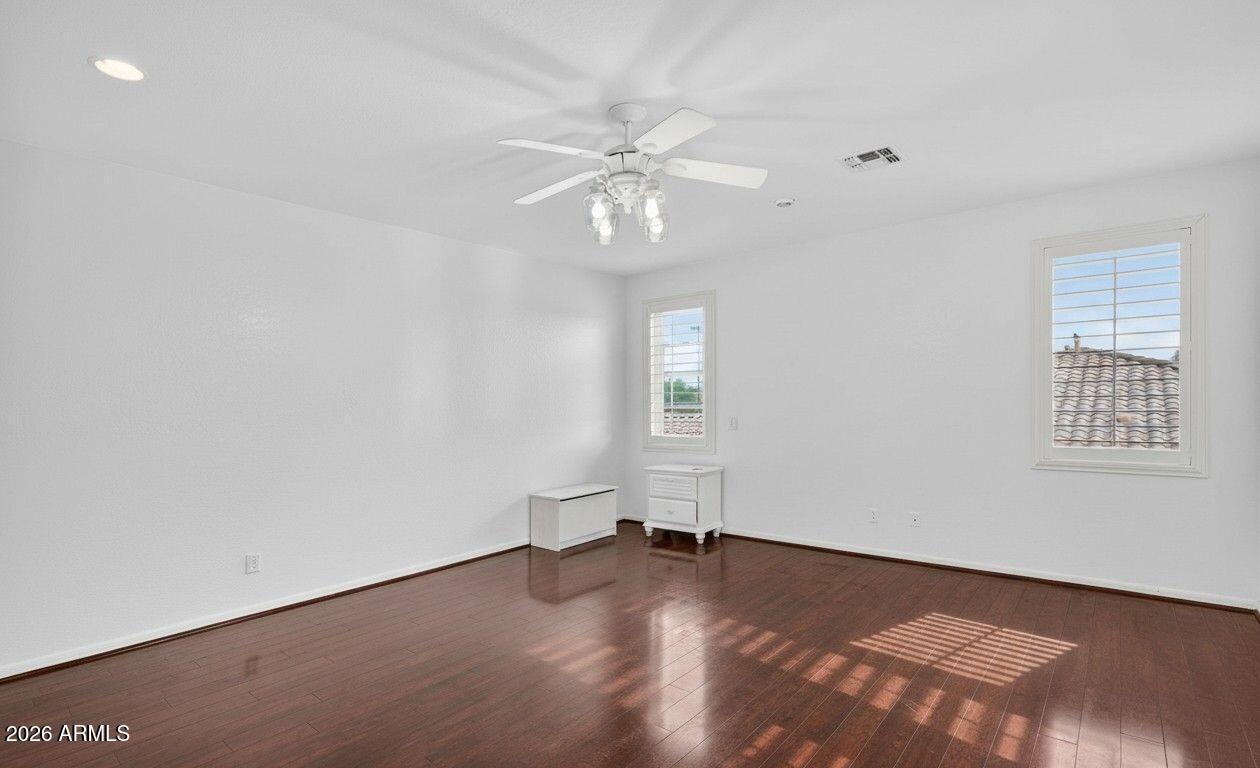 4167 E RAVENSWOOD Drive