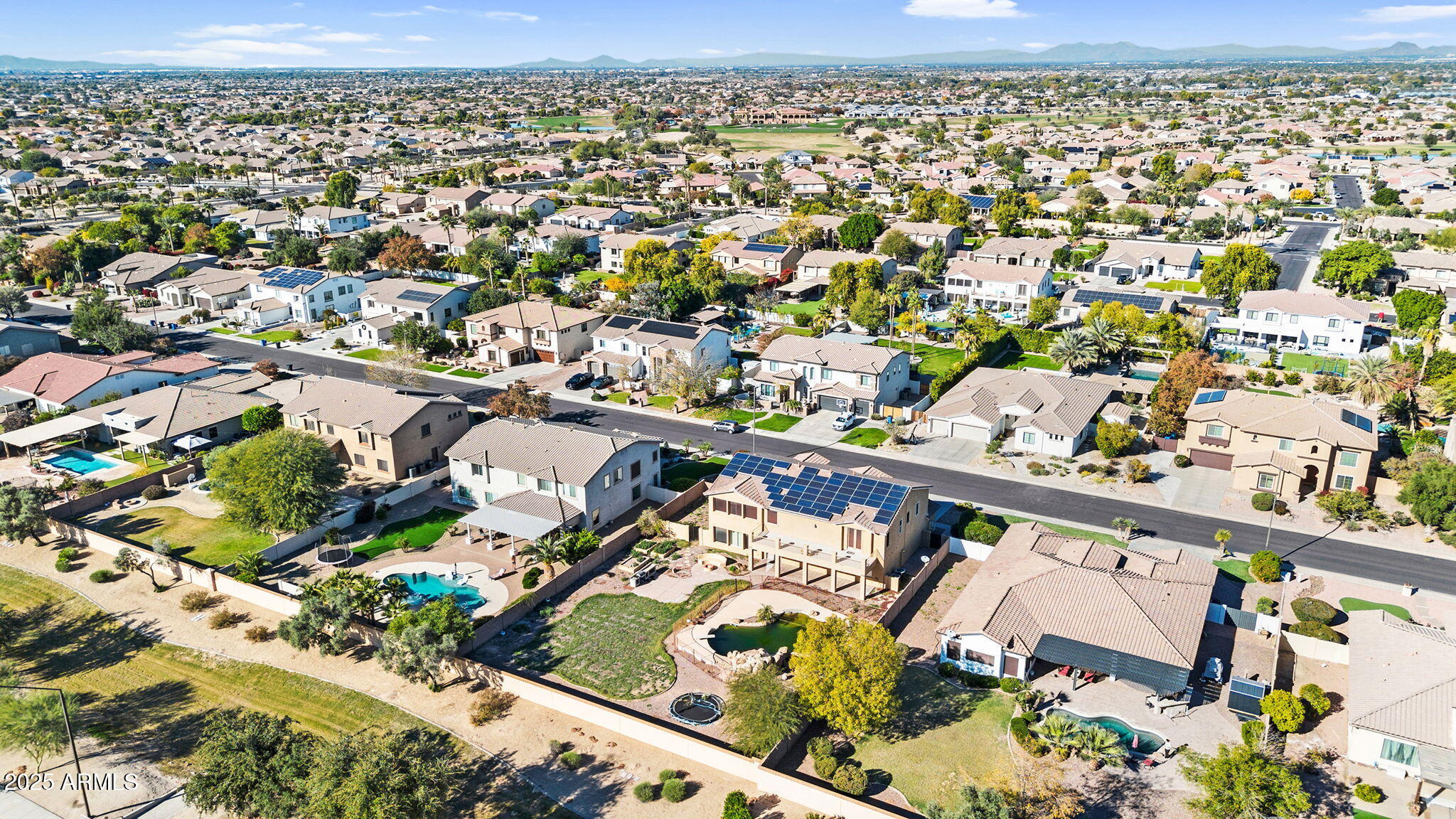 4167 E RAVENSWOOD Drive