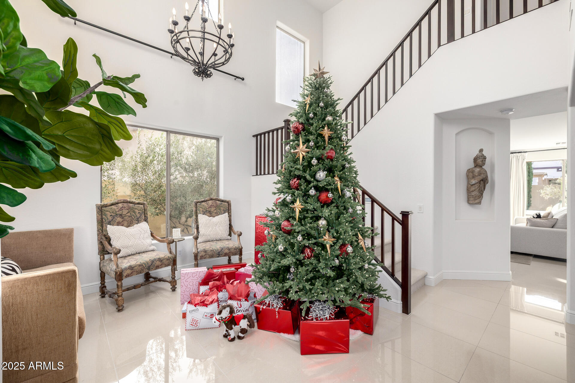 377 W DESERT BROOM Drive