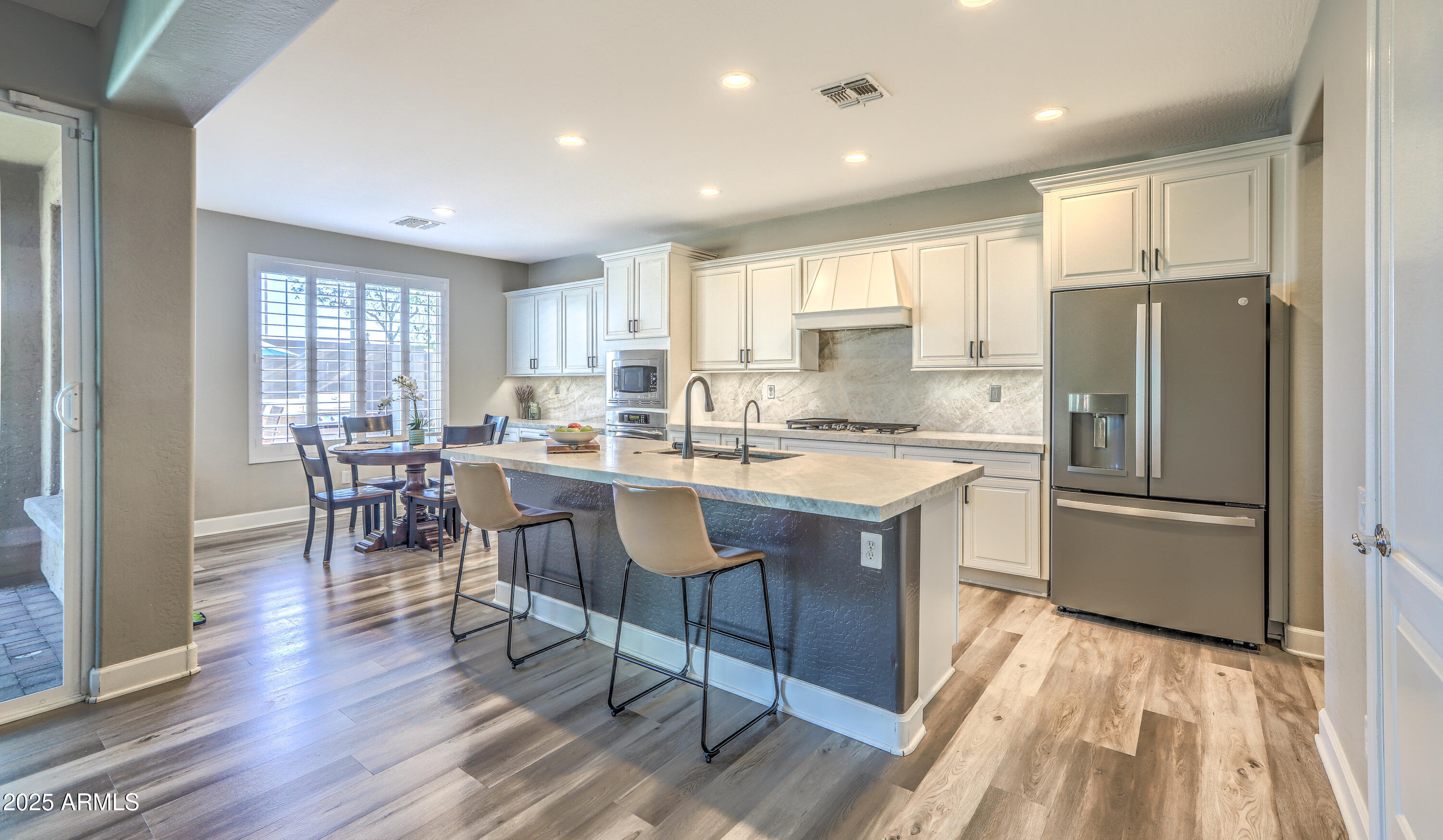 21621 N 39TH Terrace