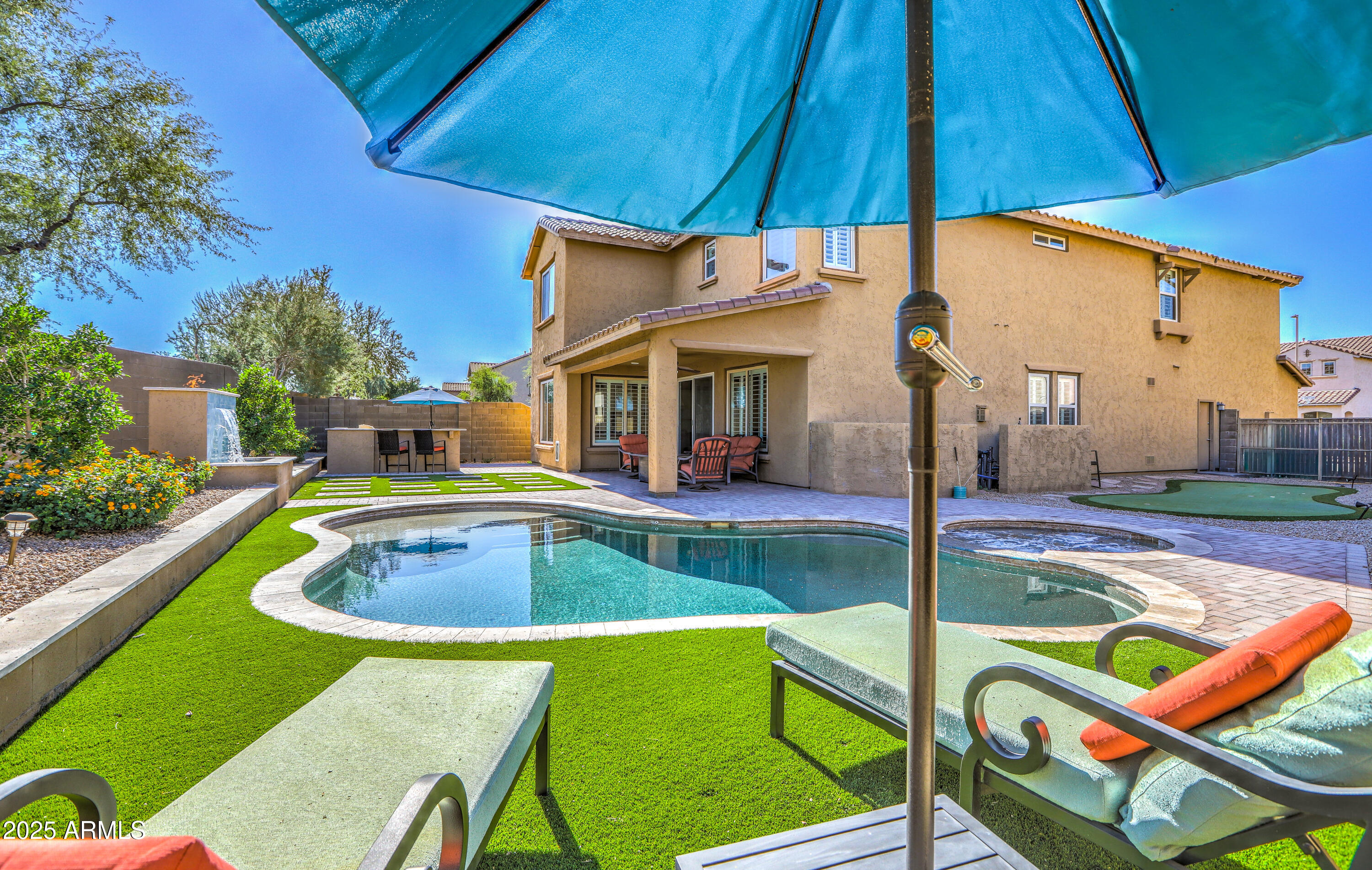 21621 N 39TH Terrace