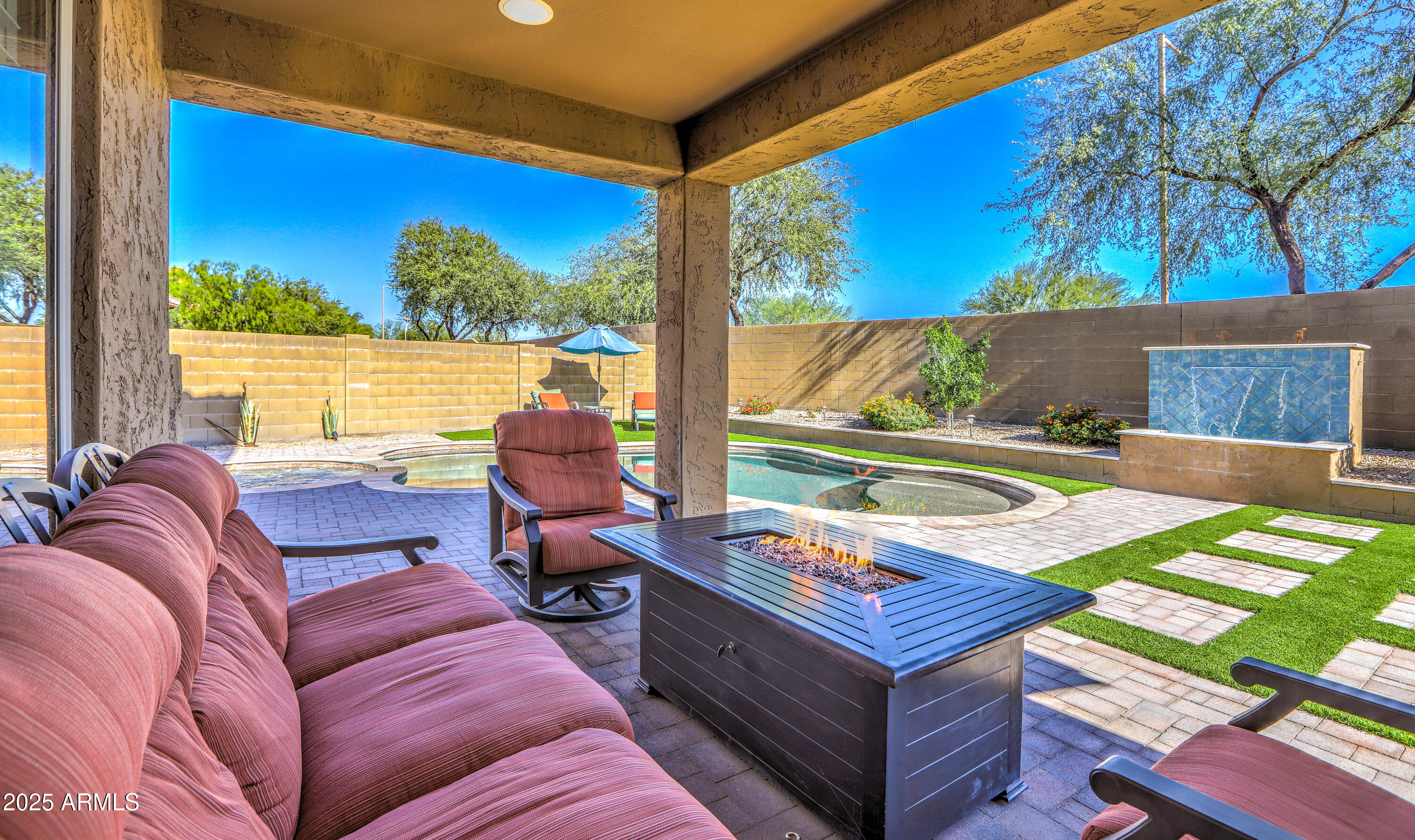 21621 N 39TH Terrace