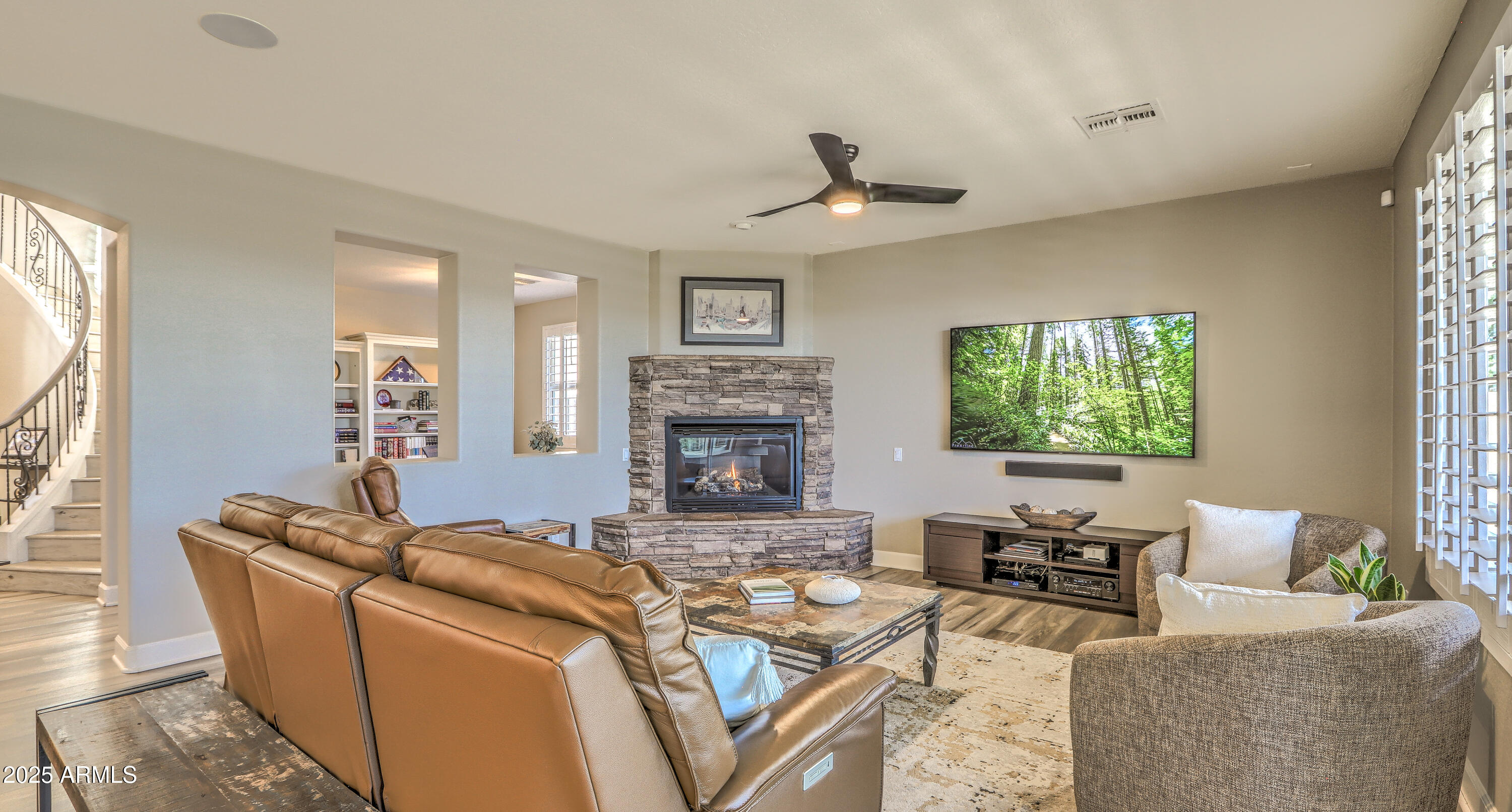 21621 N 39TH Terrace