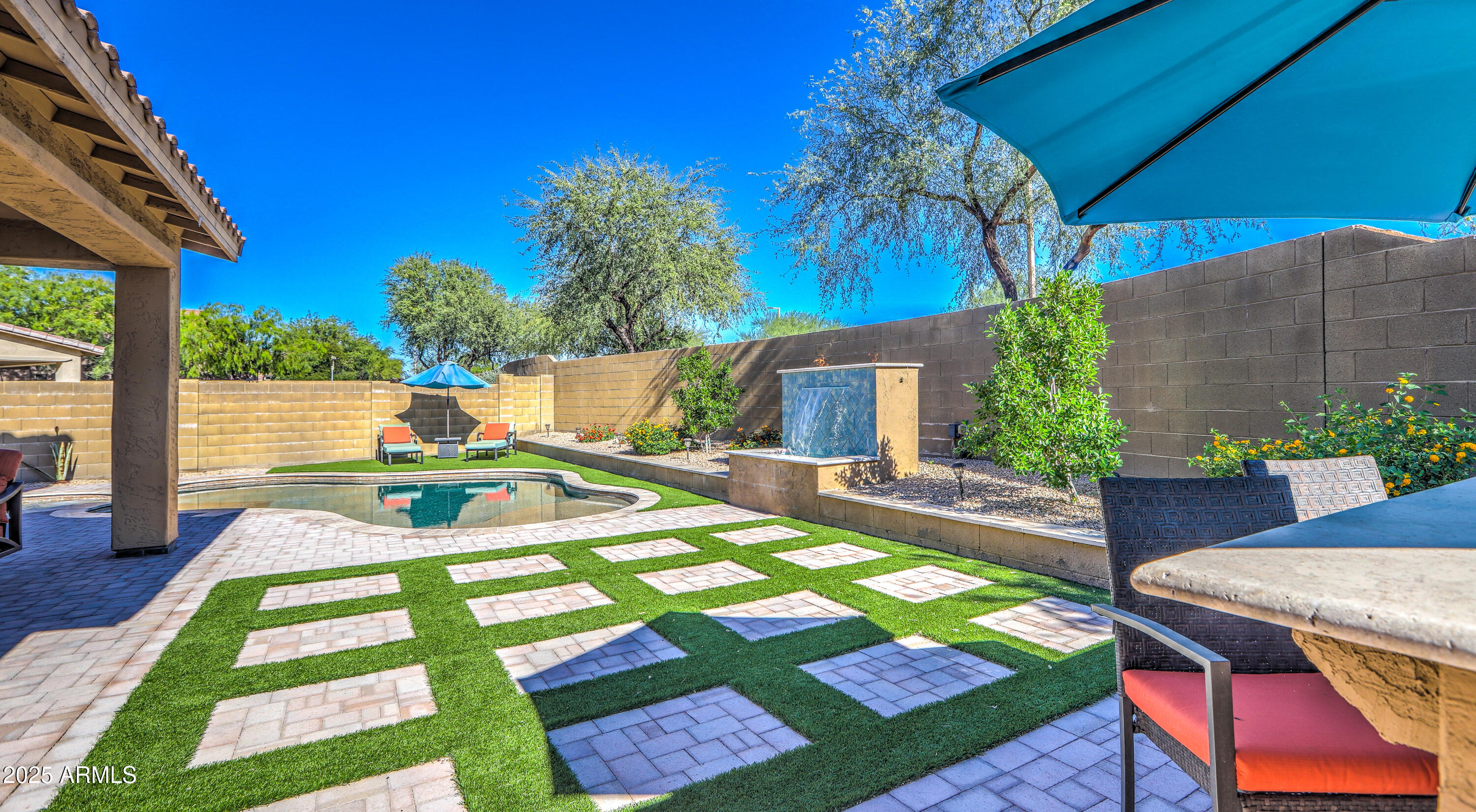 21621 N 39TH Terrace