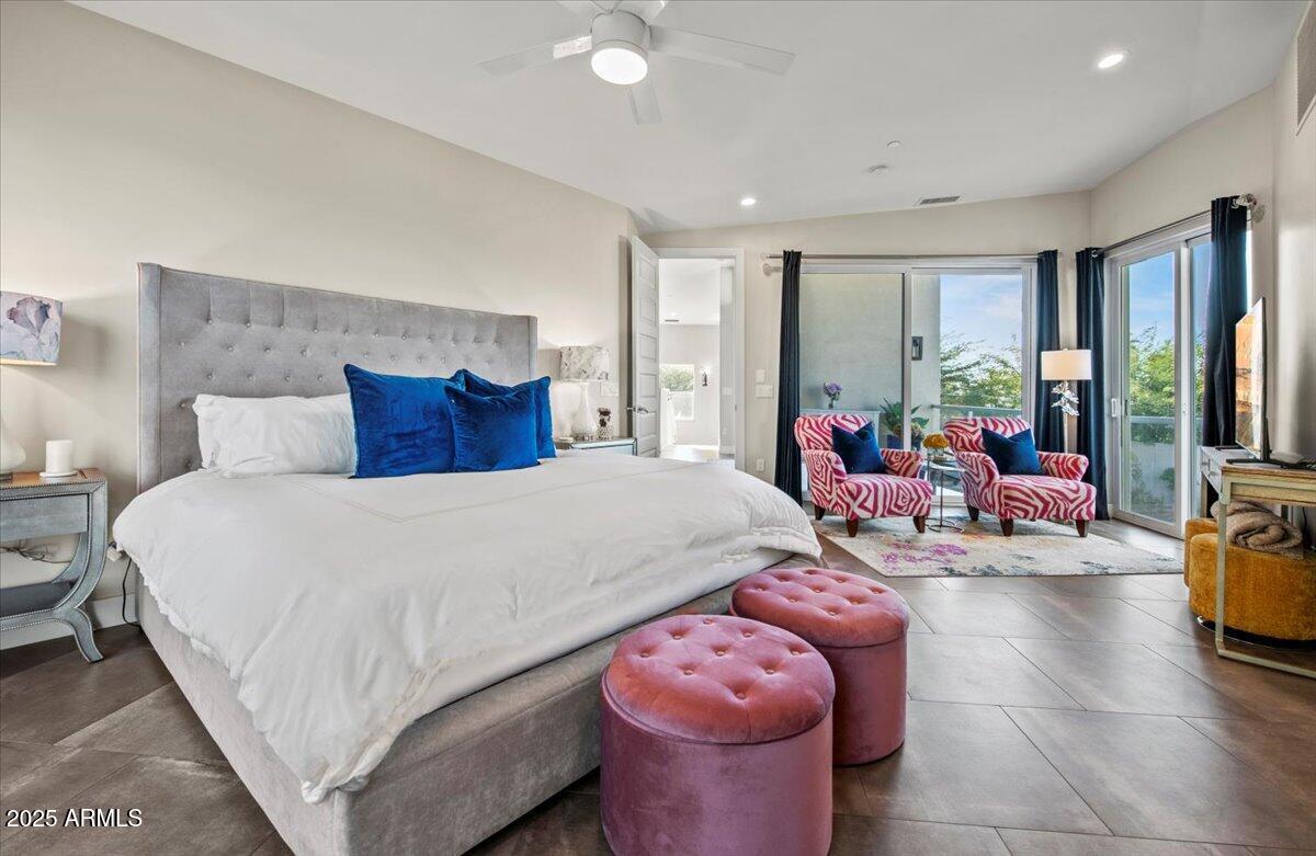 4830 E Mcdonald Drive